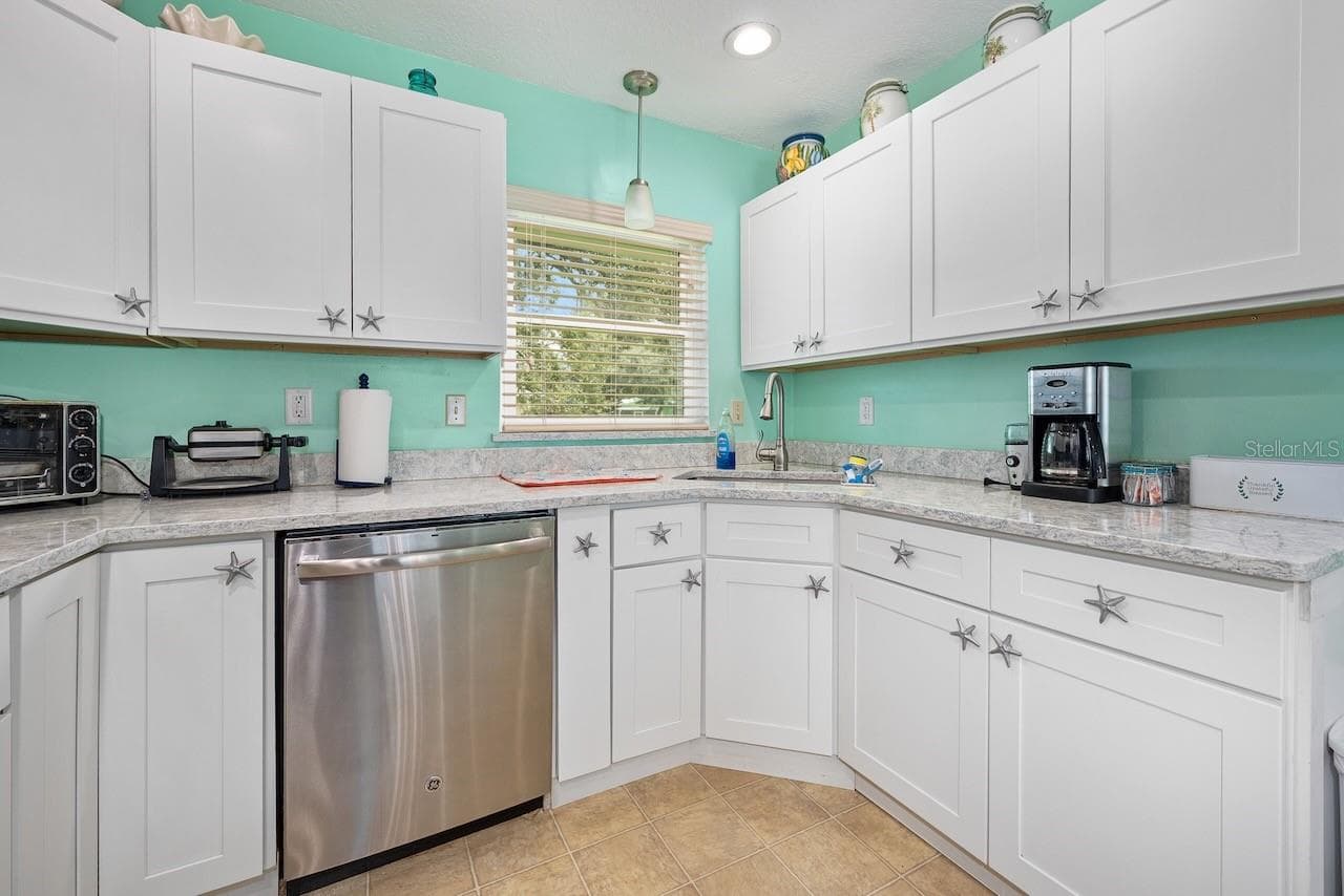 Single Family Residence at 311 ACACIA DR, PORT ORANGE, photo 14 of 31