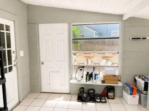 Covered patio - 926 29TH ST N, ST PETERSBURG