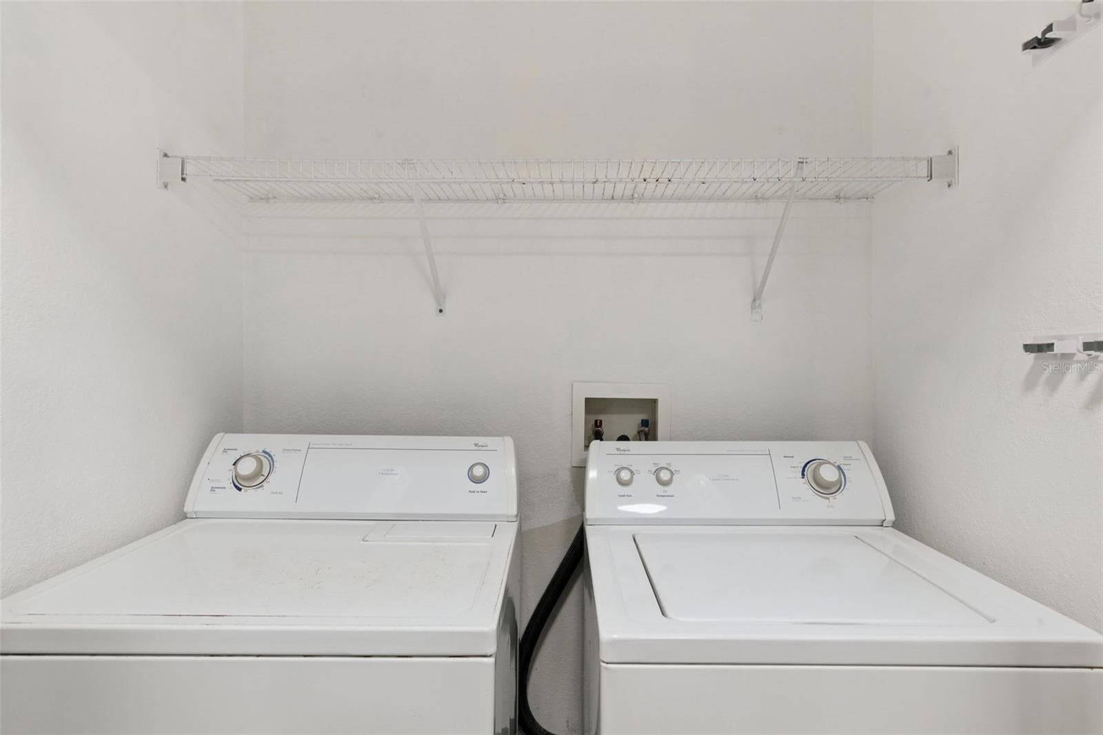 Inside Laundry - 300 E SOUTH ST #2001, ORLANDO