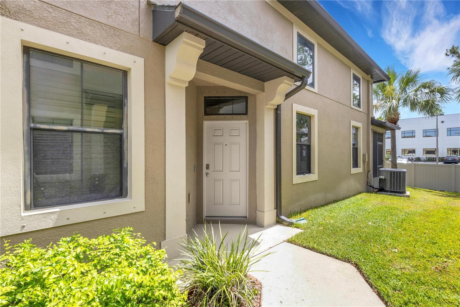 Townhouse at 5166 BAY ISLE CIR, CLEARWATER, photo 5 of 67