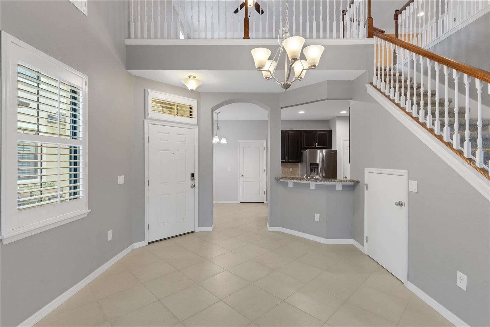 Townhouse at 5166 BAY ISLE CIR, CLEARWATER, photo 7 of 67