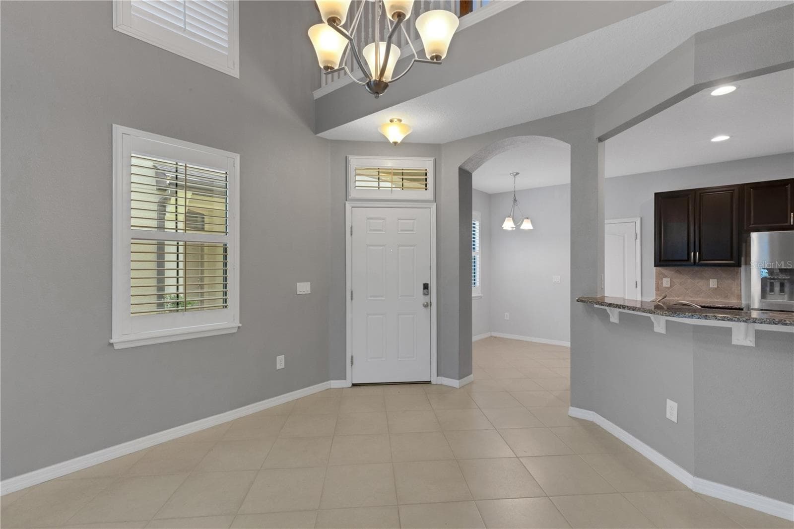 Townhouse at 5166 BAY ISLE CIR, CLEARWATER, photo 11 of 67