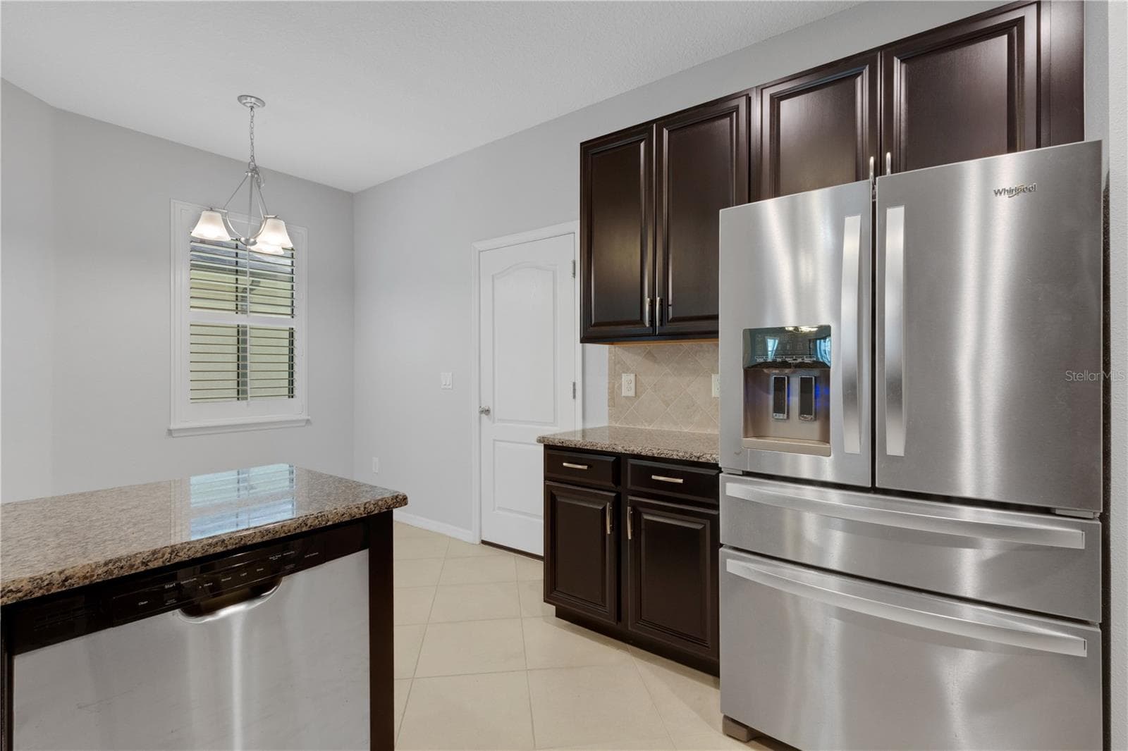 Townhouse at 5166 BAY ISLE CIR, CLEARWATER, photo 22 of 67