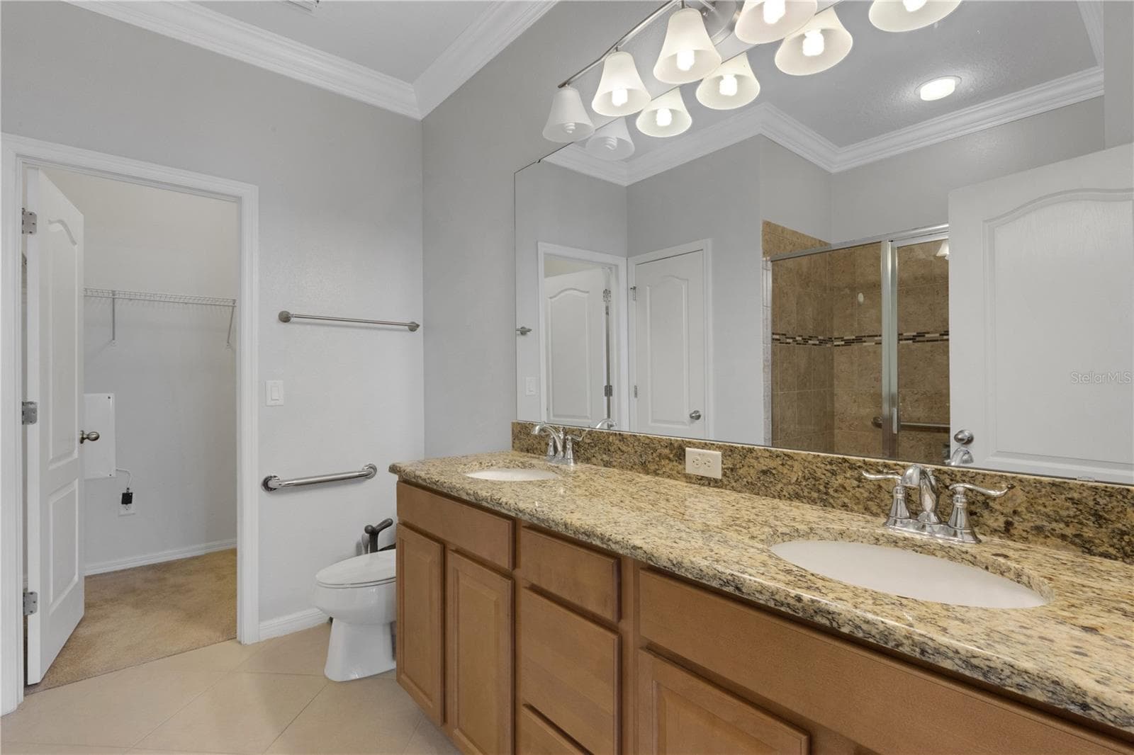 Townhouse at 5166 BAY ISLE CIR, CLEARWATER, photo 35 of 67