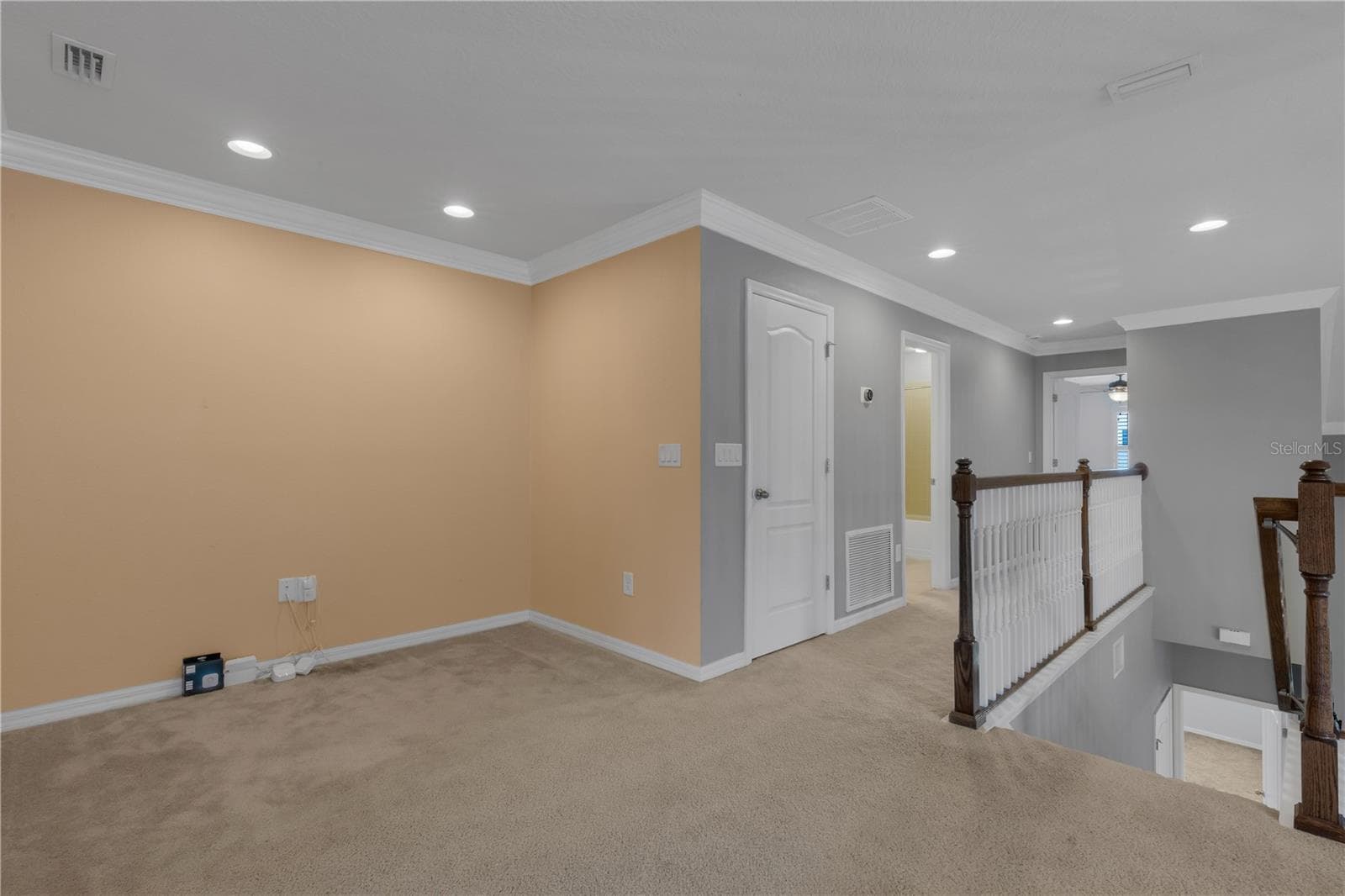 Townhouse at 5166 BAY ISLE CIR, CLEARWATER, photo 46 of 67