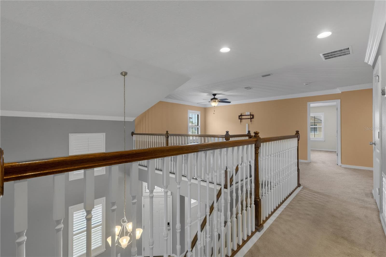 Townhouse at 5166 BAY ISLE CIR, CLEARWATER, photo 56 of 67
