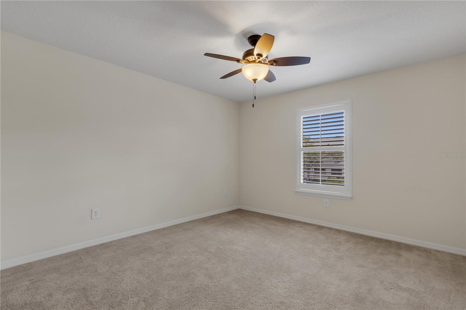 Townhouse at 5166 BAY ISLE CIR, CLEARWATER, photo 57 of 67