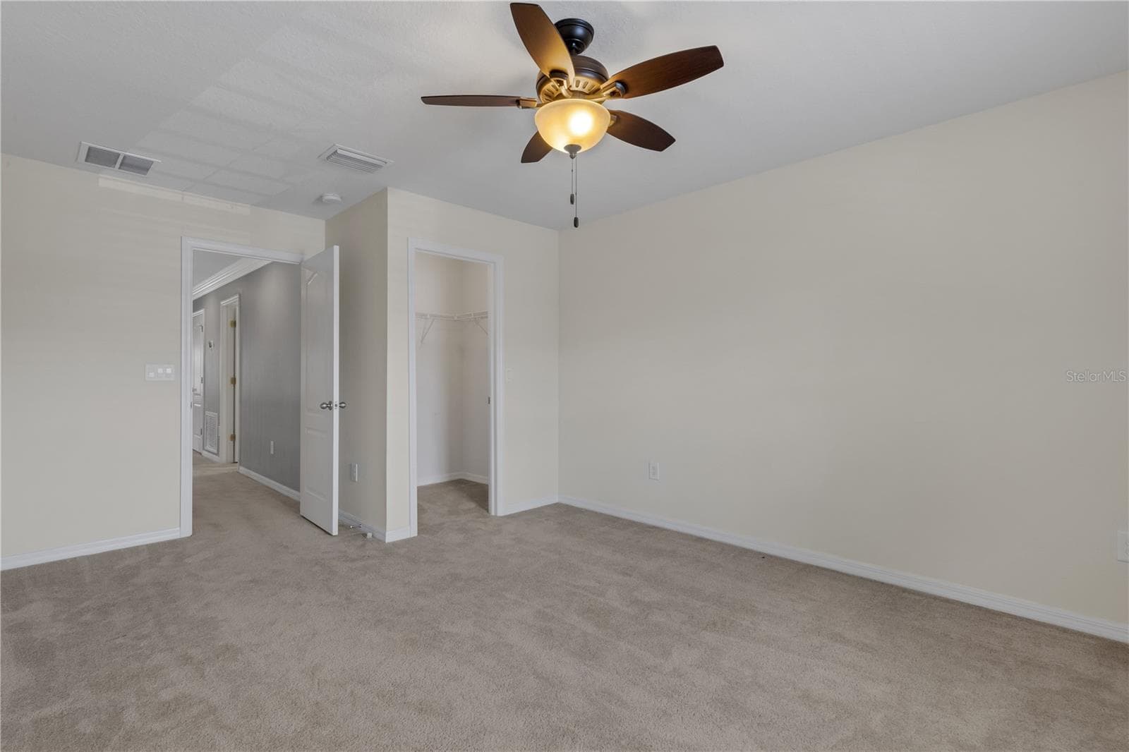 Townhouse at 5166 BAY ISLE CIR, CLEARWATER, photo 60 of 67