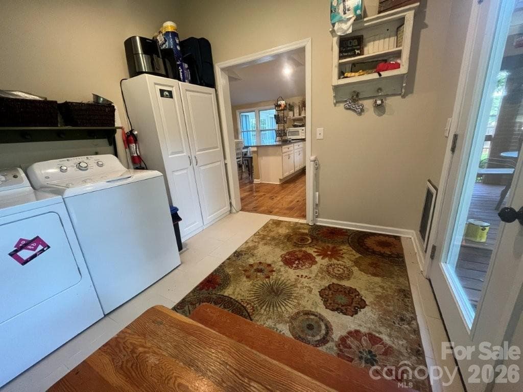 LAUNDRY ROOM - 325 Ewbank Road, Etowah