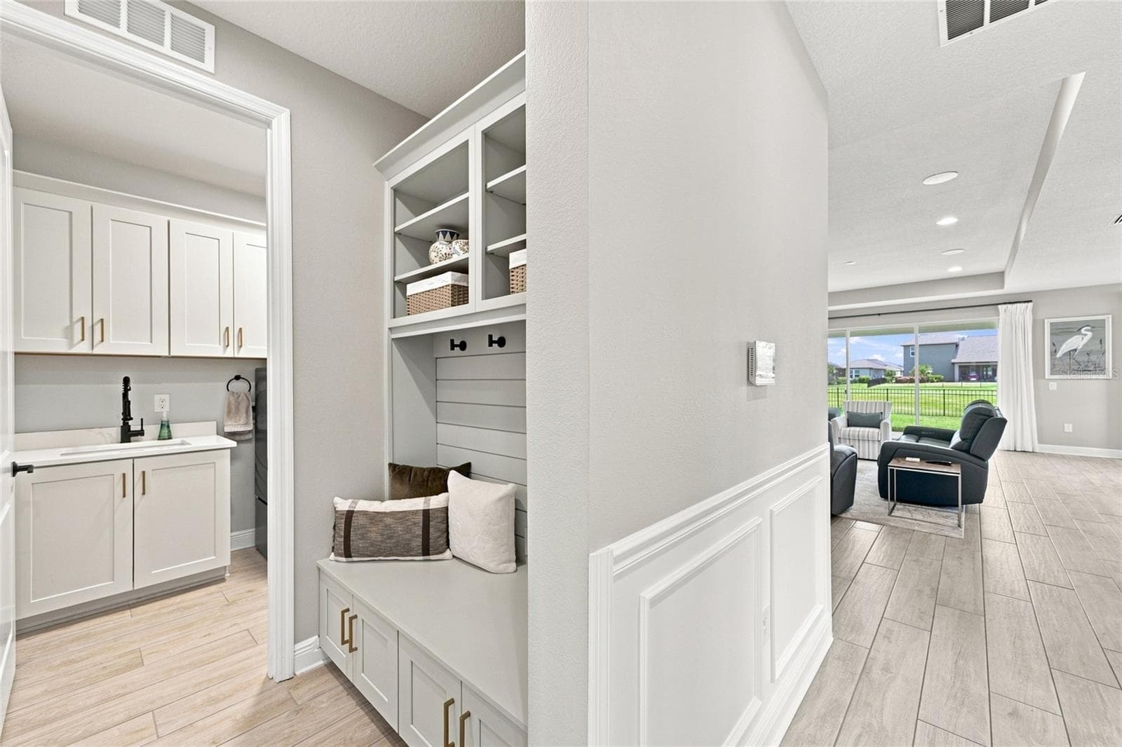 Single Family Residence at 4815 HONEY DEW LN, BRADENTON, photo 9 of 57