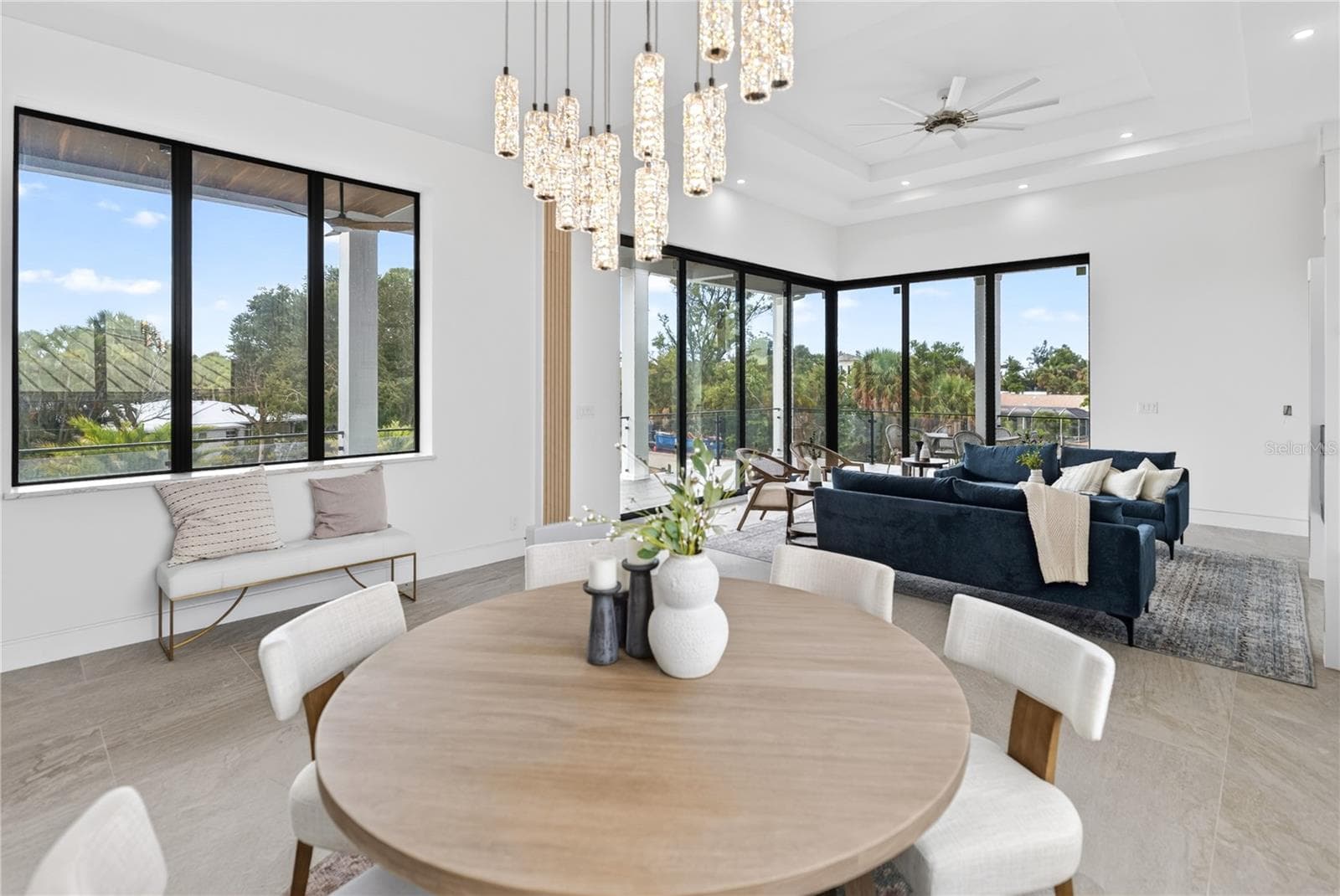 Single Family Residence at 539 AVENIDA DEL NORTE, SARASOTA, photo 15 of 64
