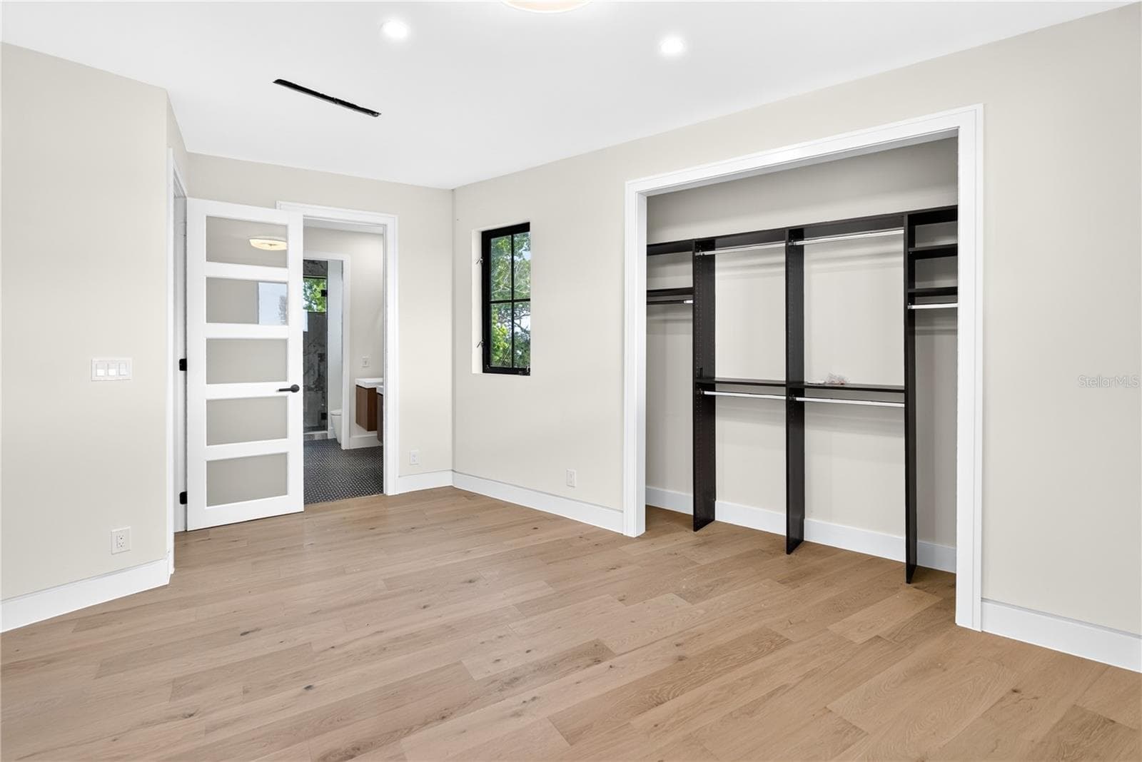 Single Family Residence at 539 AVENIDA DEL NORTE, SARASOTA, photo 23 of 64