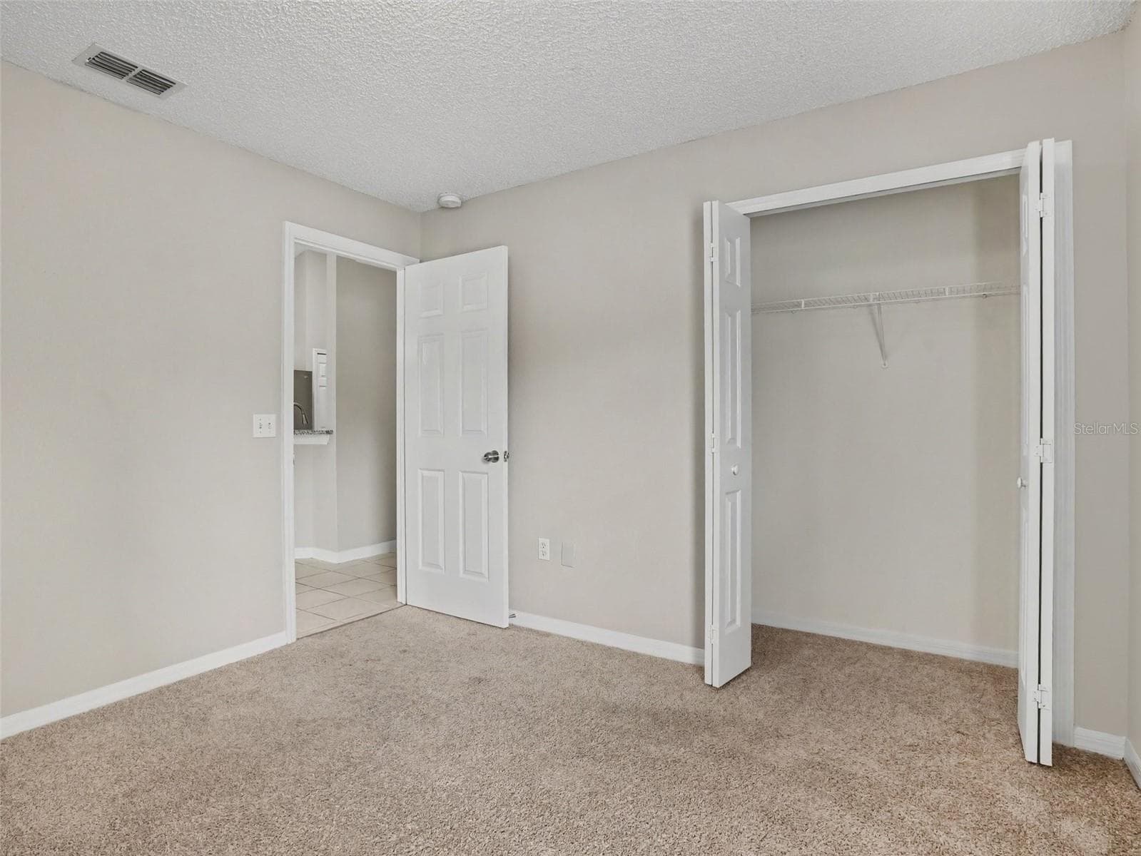 Single Family Residence at 414 SPICE CT, KISSIMMEE, photo 11 of 22