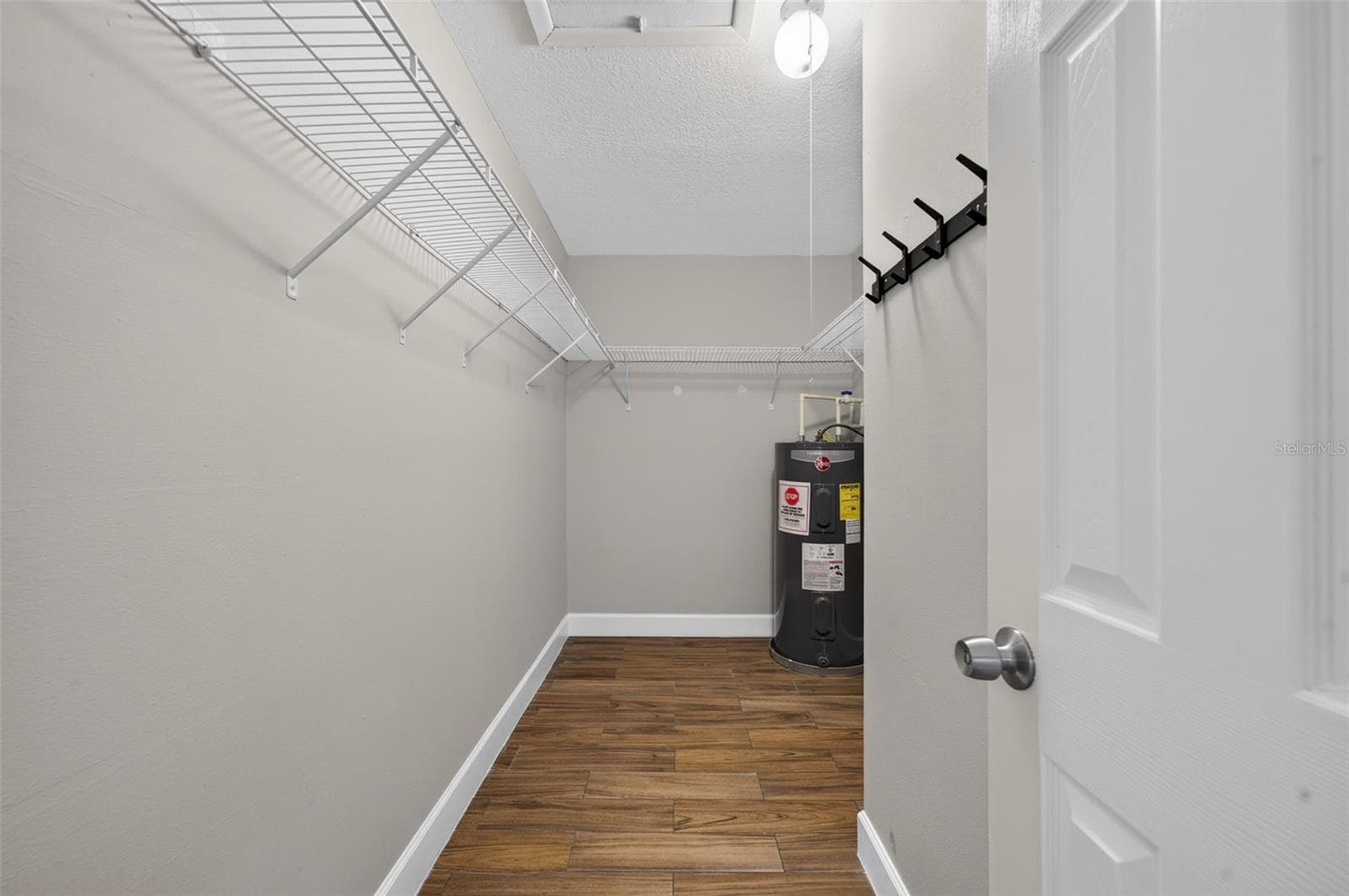 Condominium at 118 W AMERICA ST #2, ORLANDO, photo 12 of 17