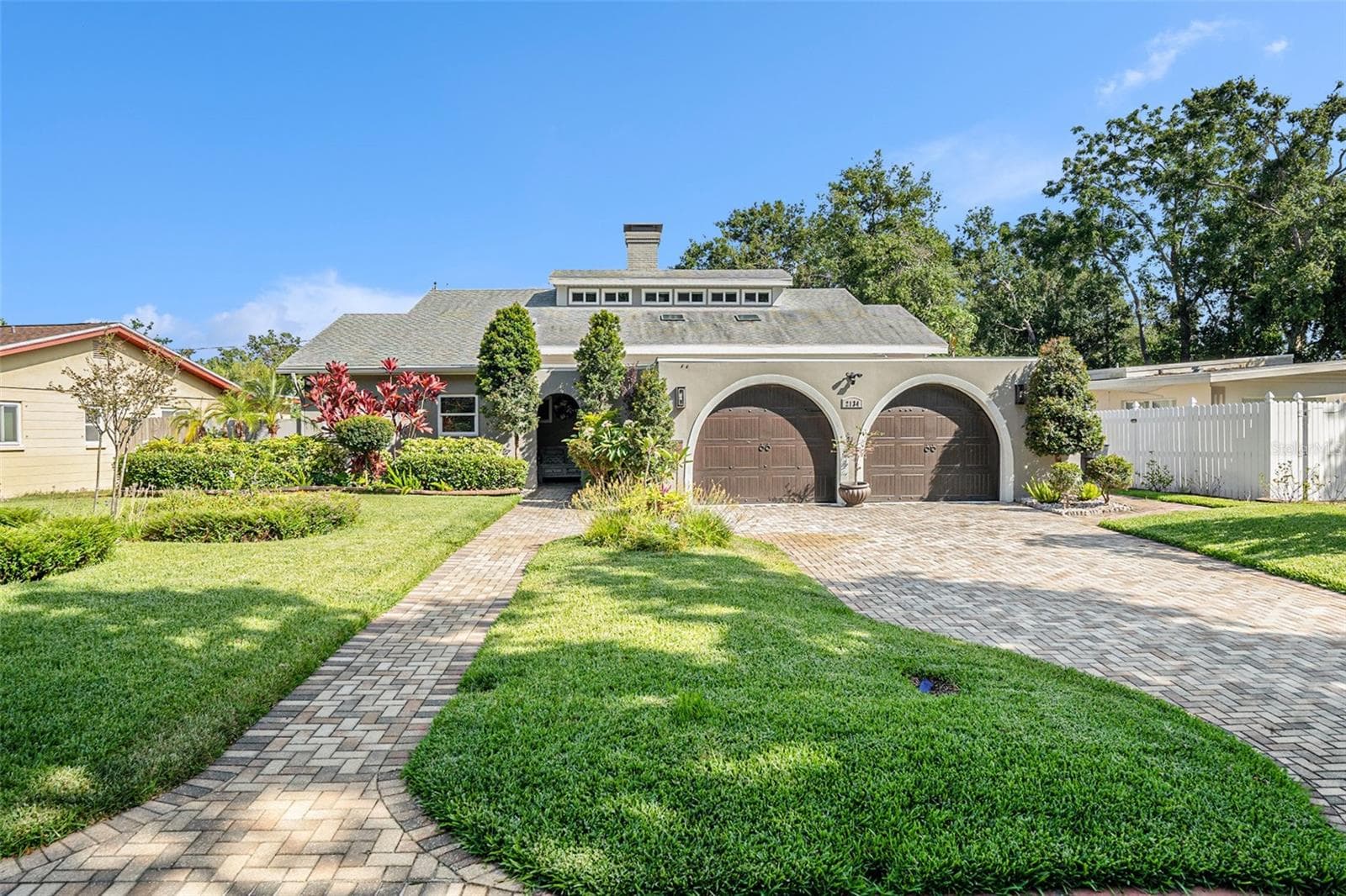Single Family Residence at 2134 SERPENTINE CIR S, ST PETERSBURG, photo 2 of 41