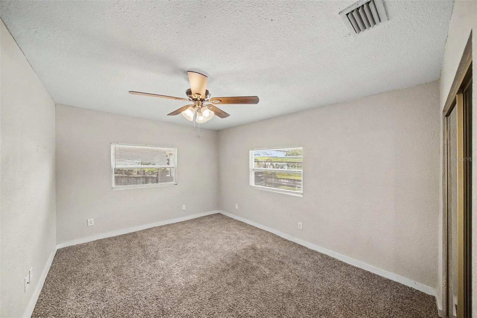 Single Family Residence at 920 E DR MARTIN LUTHER KING JR BLVD, TAMPA, photo 21 of 27