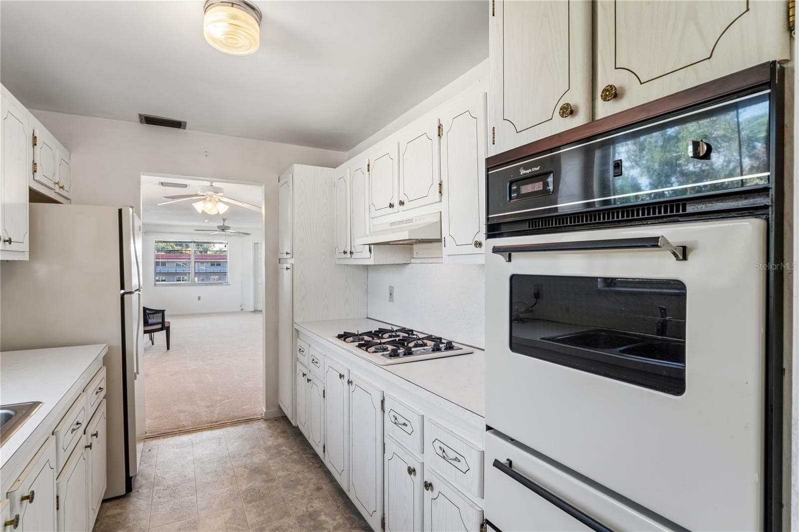Condominium at 5530 N 80TH ST #C308, ST PETERSBURG, photo 10 of 45