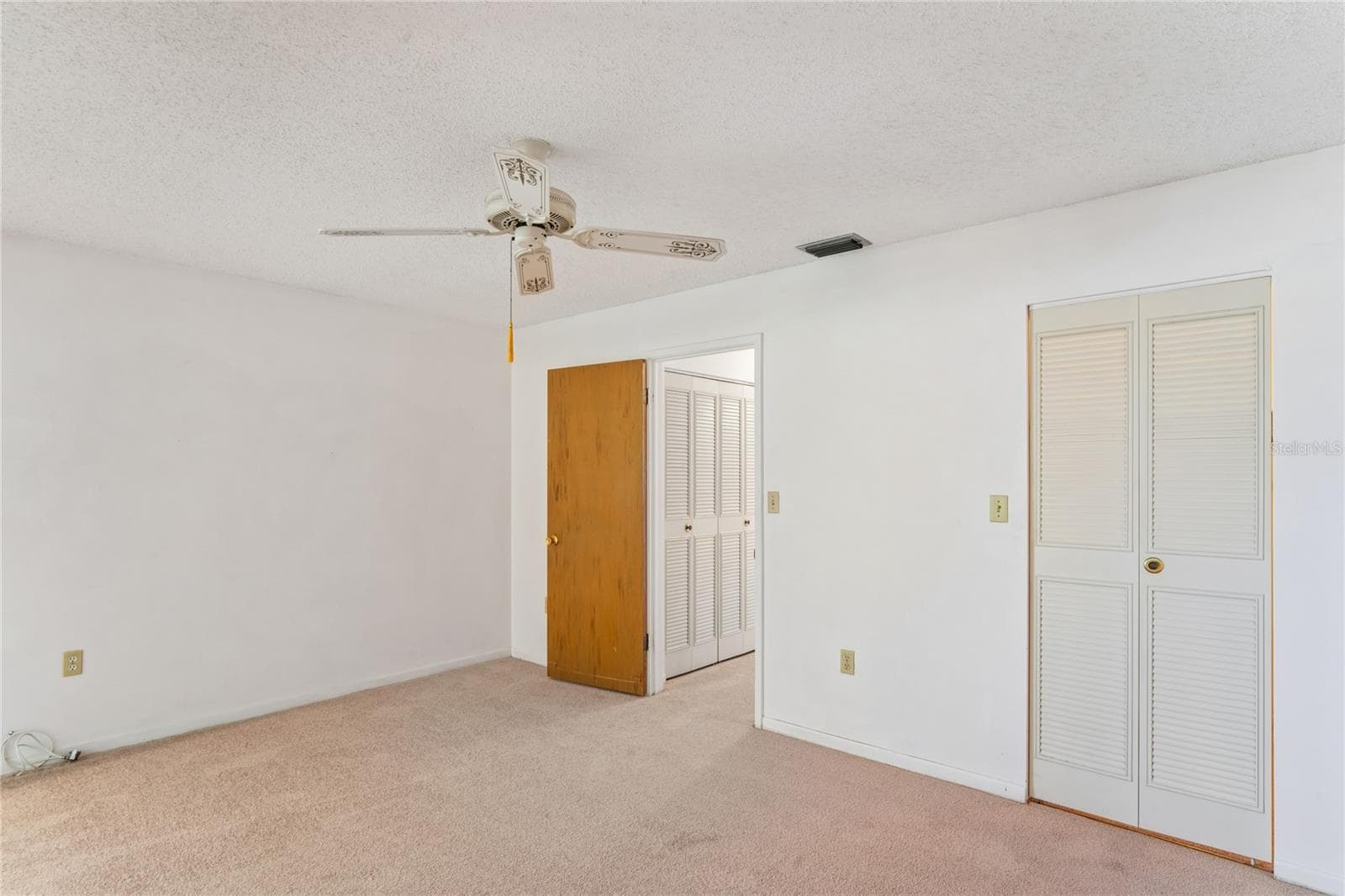 Condominium at 5530 N 80TH ST #C308, ST PETERSBURG, photo 13 of 45