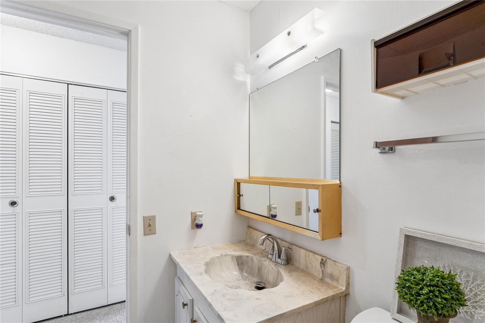 Condominium at 5530 N 80TH ST #C308, ST PETERSBURG, photo 23 of 45
