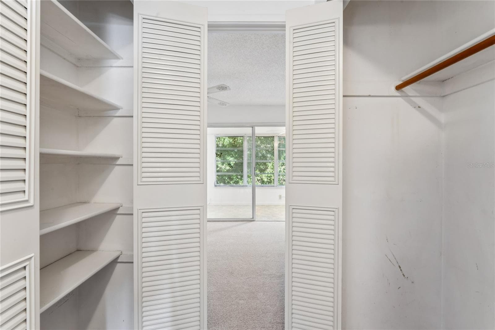 Condominium at 5530 N 80TH ST #C308, ST PETERSBURG, photo 25 of 45