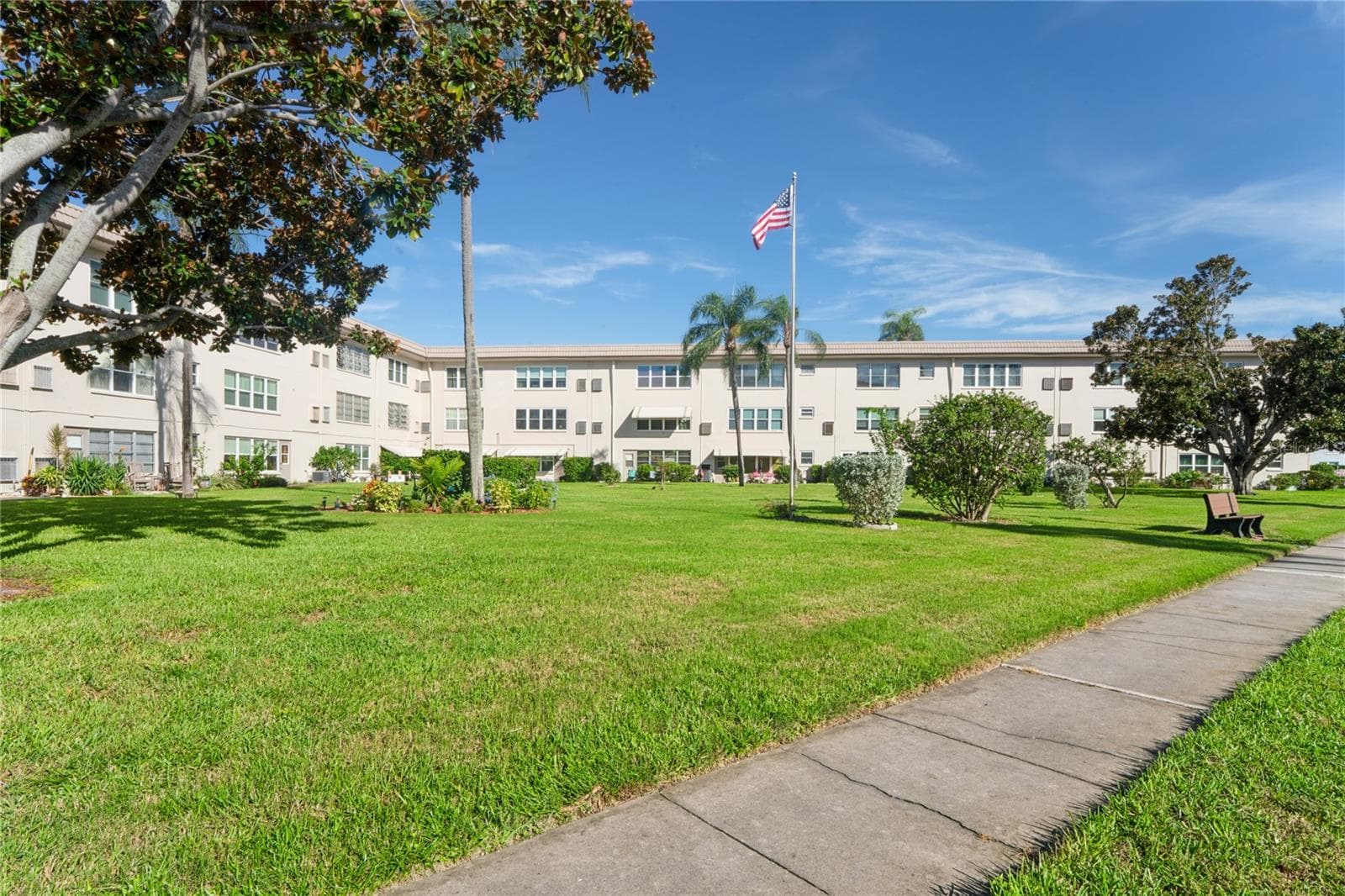 Condominium at 5530 N 80TH ST #C308, ST PETERSBURG, photo 37 of 45