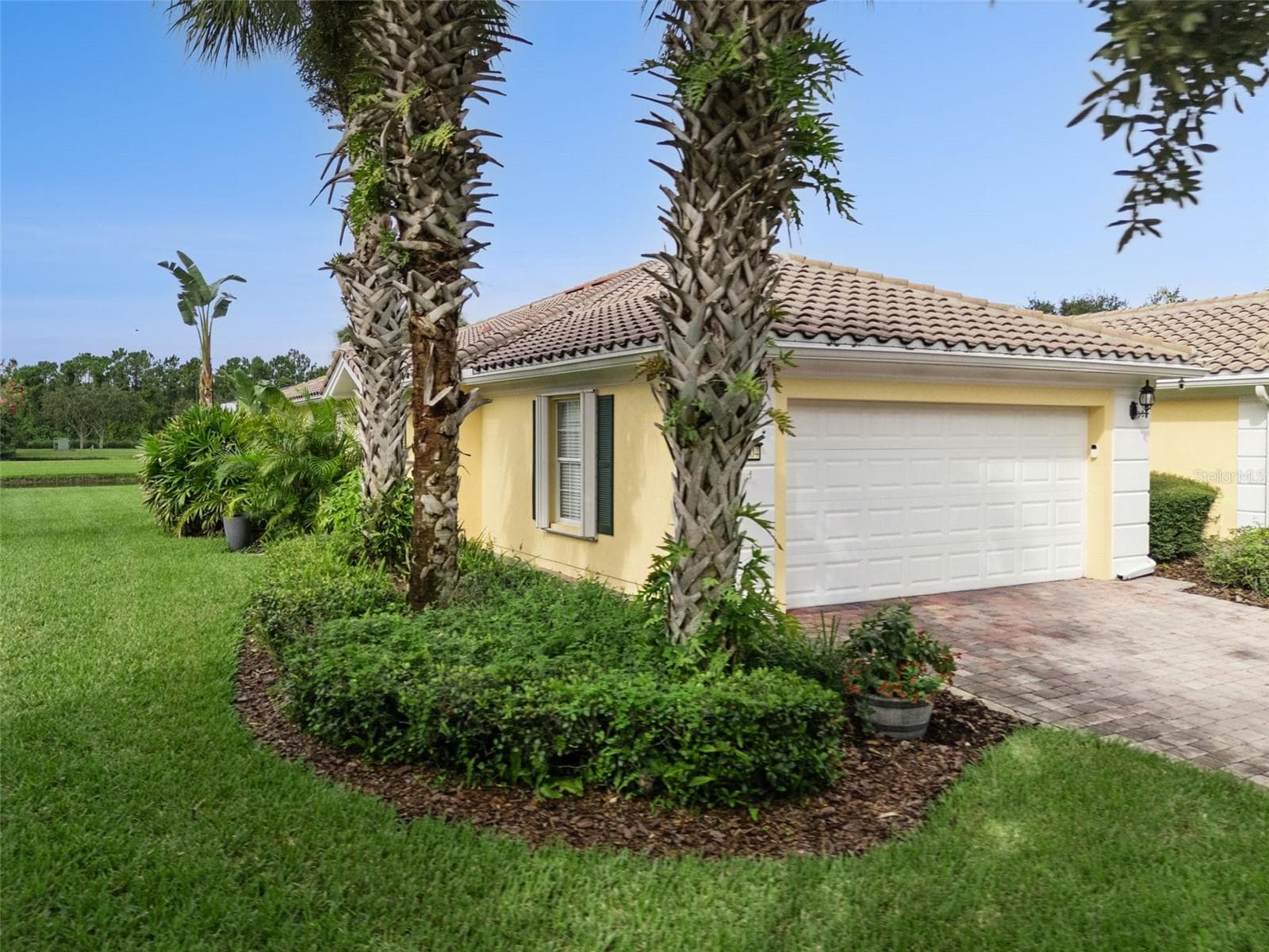 Half Duplex at 12004 KAJETAN LN, ORLANDO, photo 2 of 97