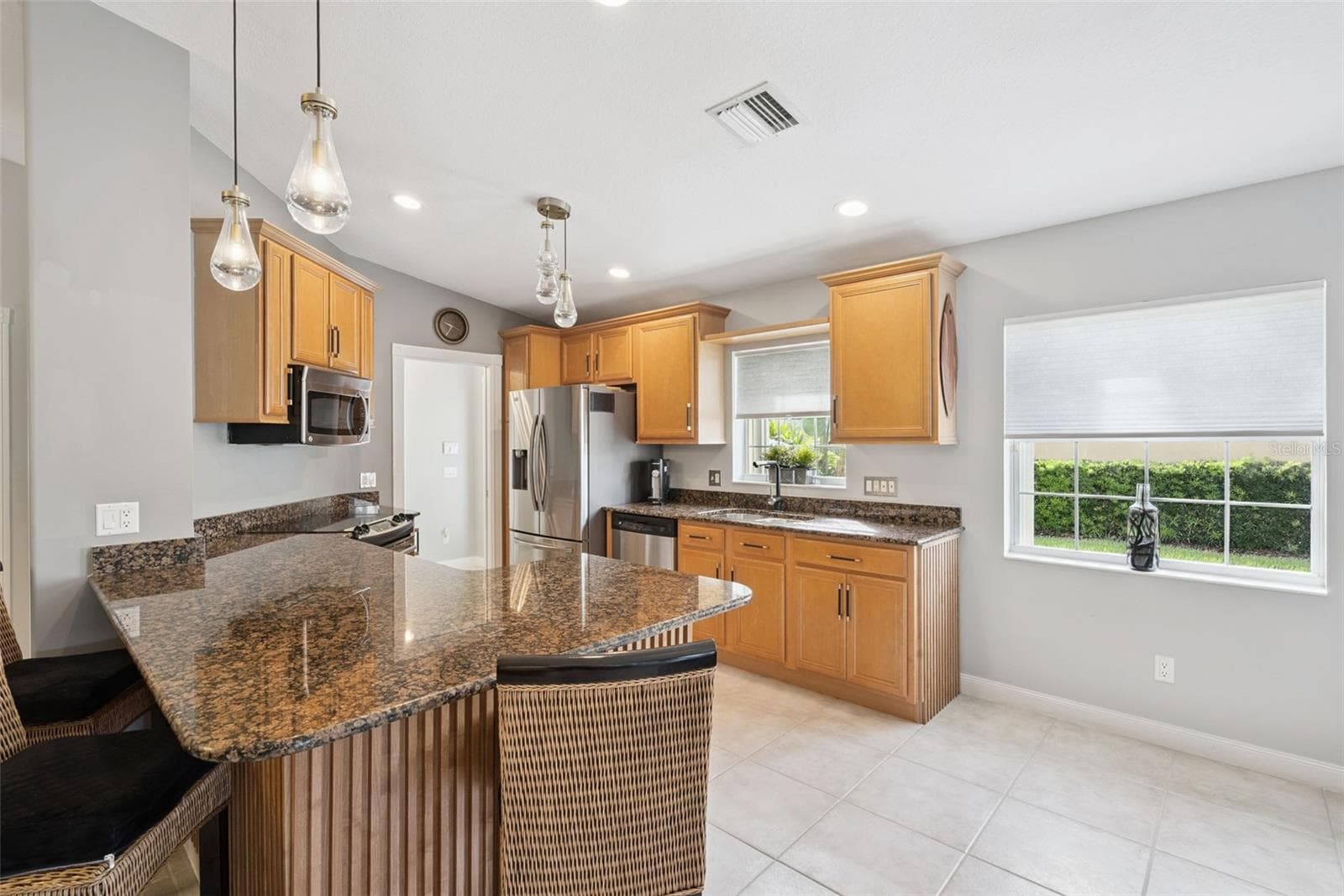 Half Duplex at 12004 KAJETAN LN, ORLANDO, photo 23 of 97