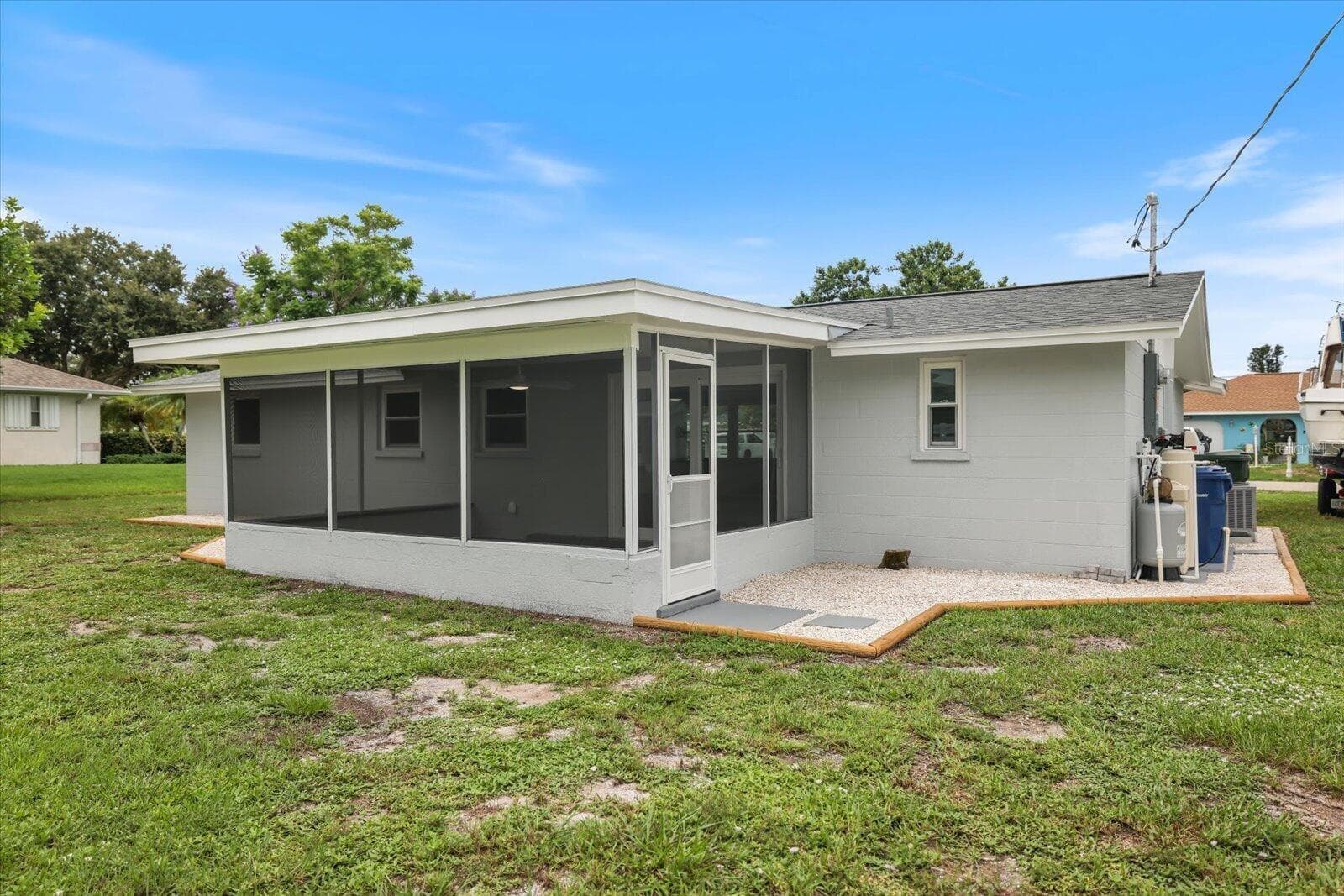 Single Family Residence at 3485 ROSLYN RD, VENICE, photo 23 of 37