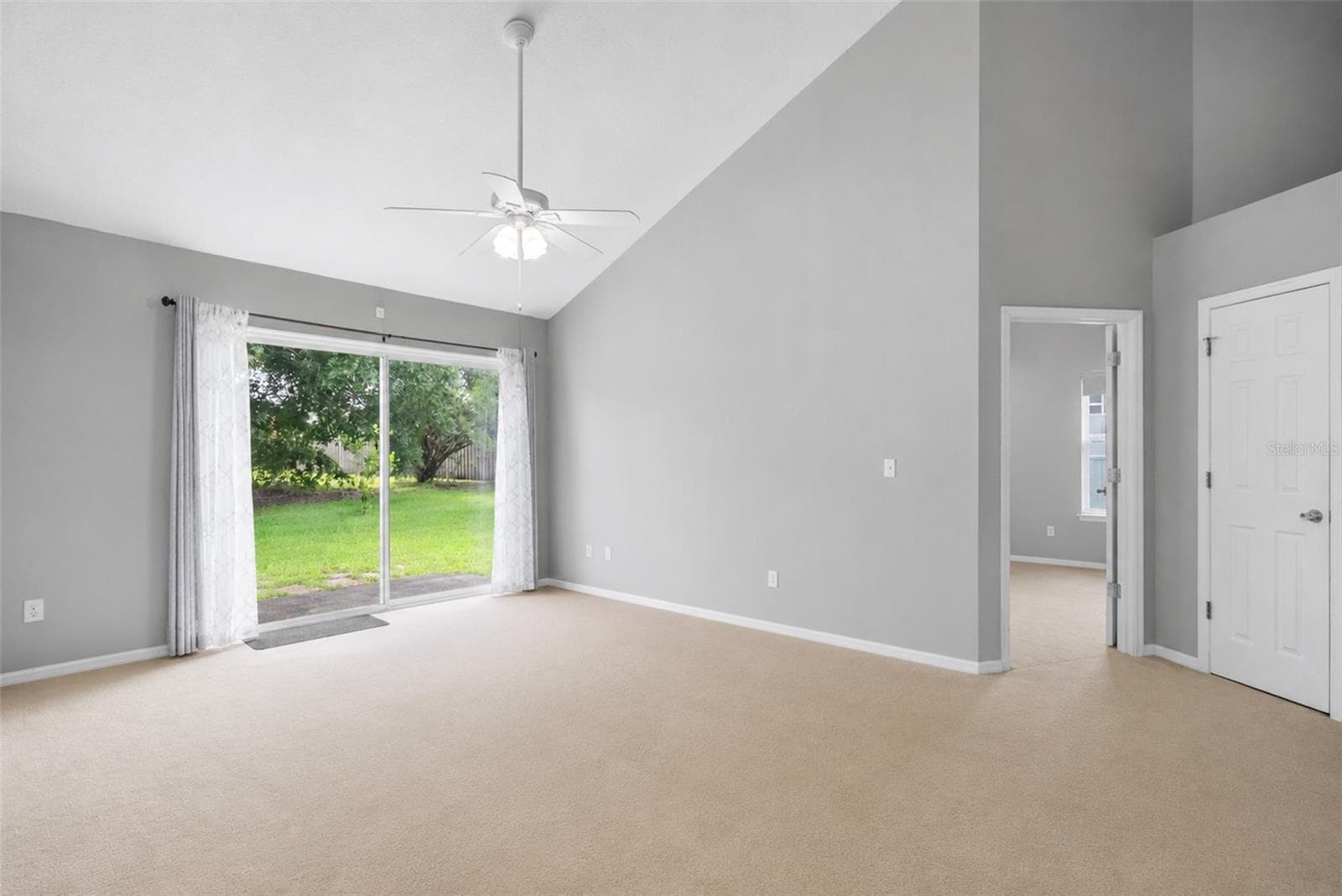 Single Family Residence at 2233 ARDON AVE, ORLANDO, photo 6 of 55