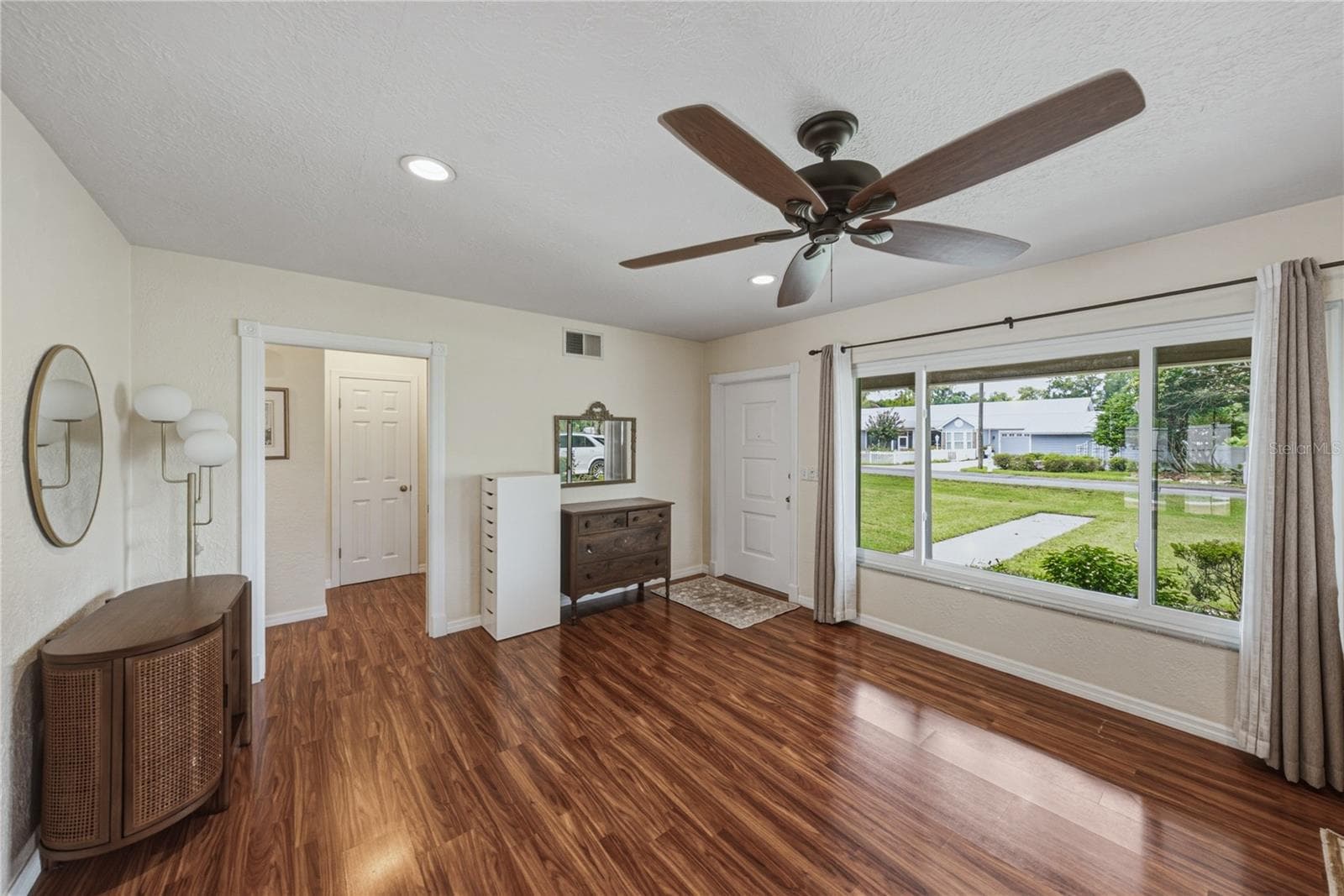 Single Family Residence at 14320 13TH ST, DADE CITY, photo 14 of 63