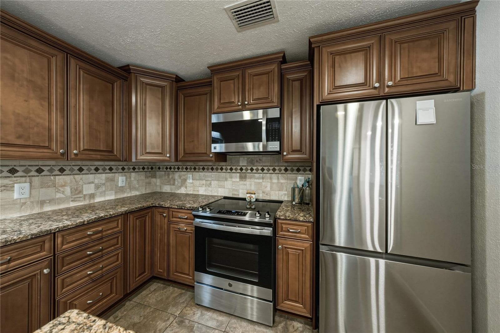 Single Family Residence at 14320 13TH ST, DADE CITY, photo 28 of 63