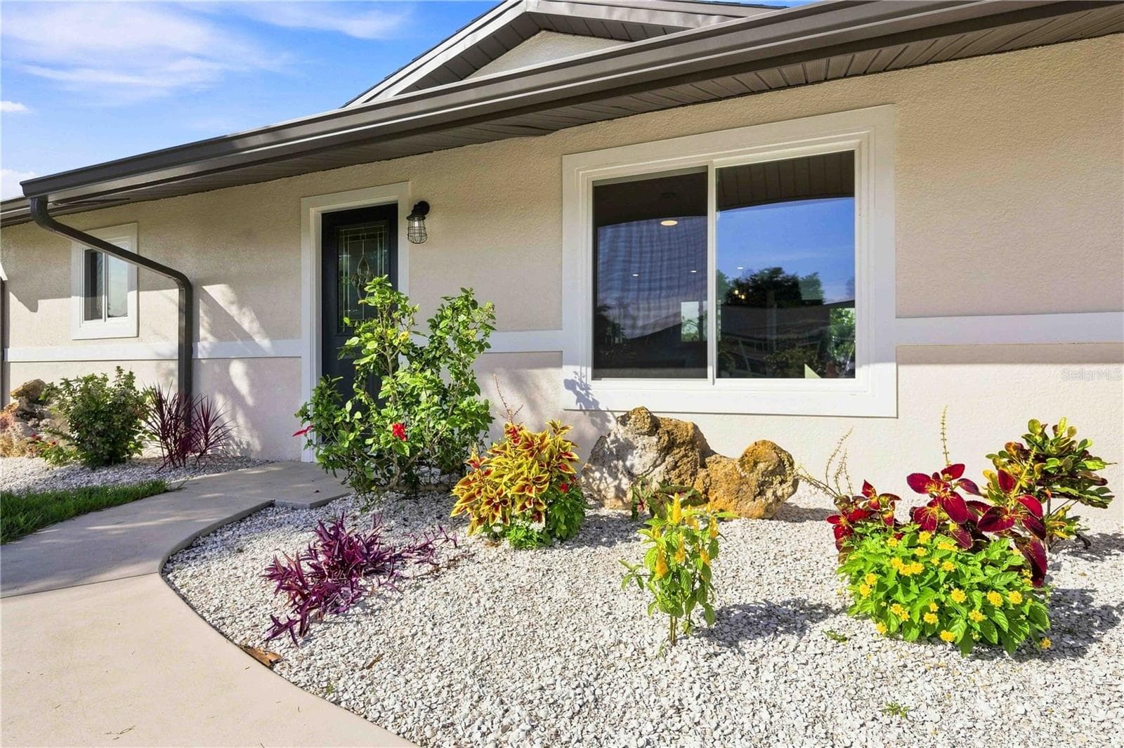 Single Family Residence at 7321 BOLTEN LN, PORT CHARLOTTE, photo 5 of 47