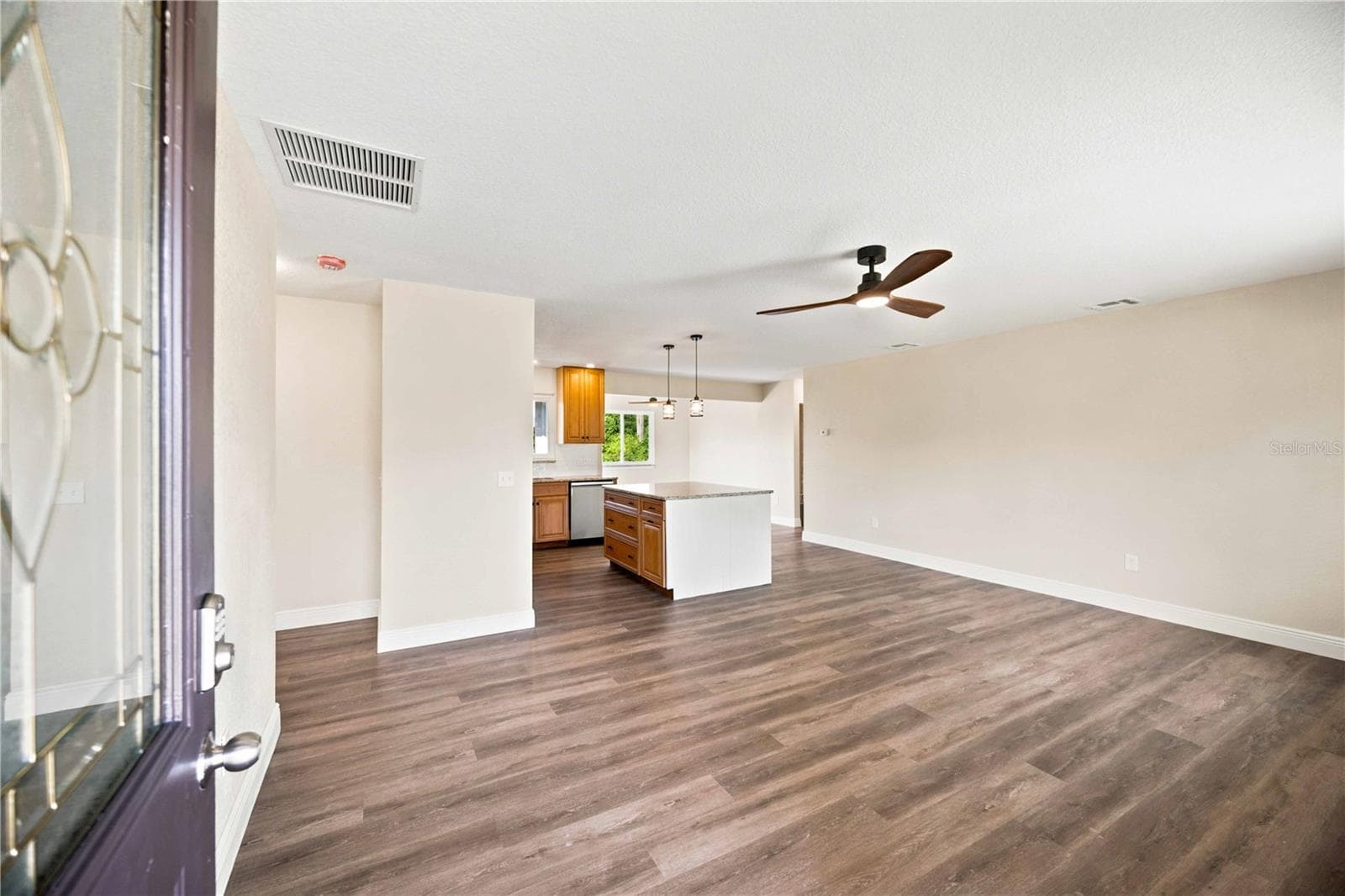 Single Family Residence at 7321 BOLTEN LN, PORT CHARLOTTE, photo 6 of 47