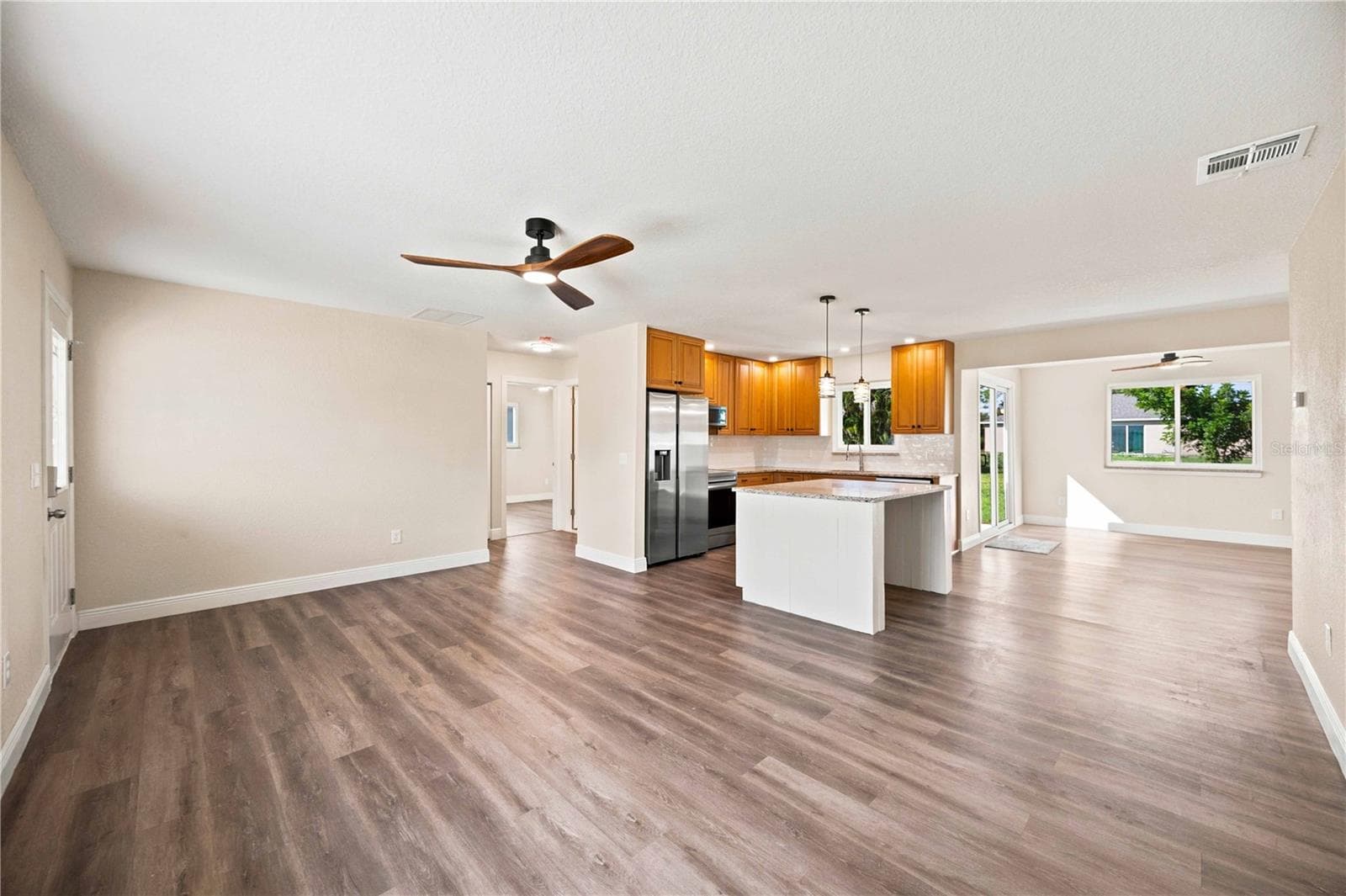 Single Family Residence at 7321 BOLTEN LN, PORT CHARLOTTE, photo 9 of 47