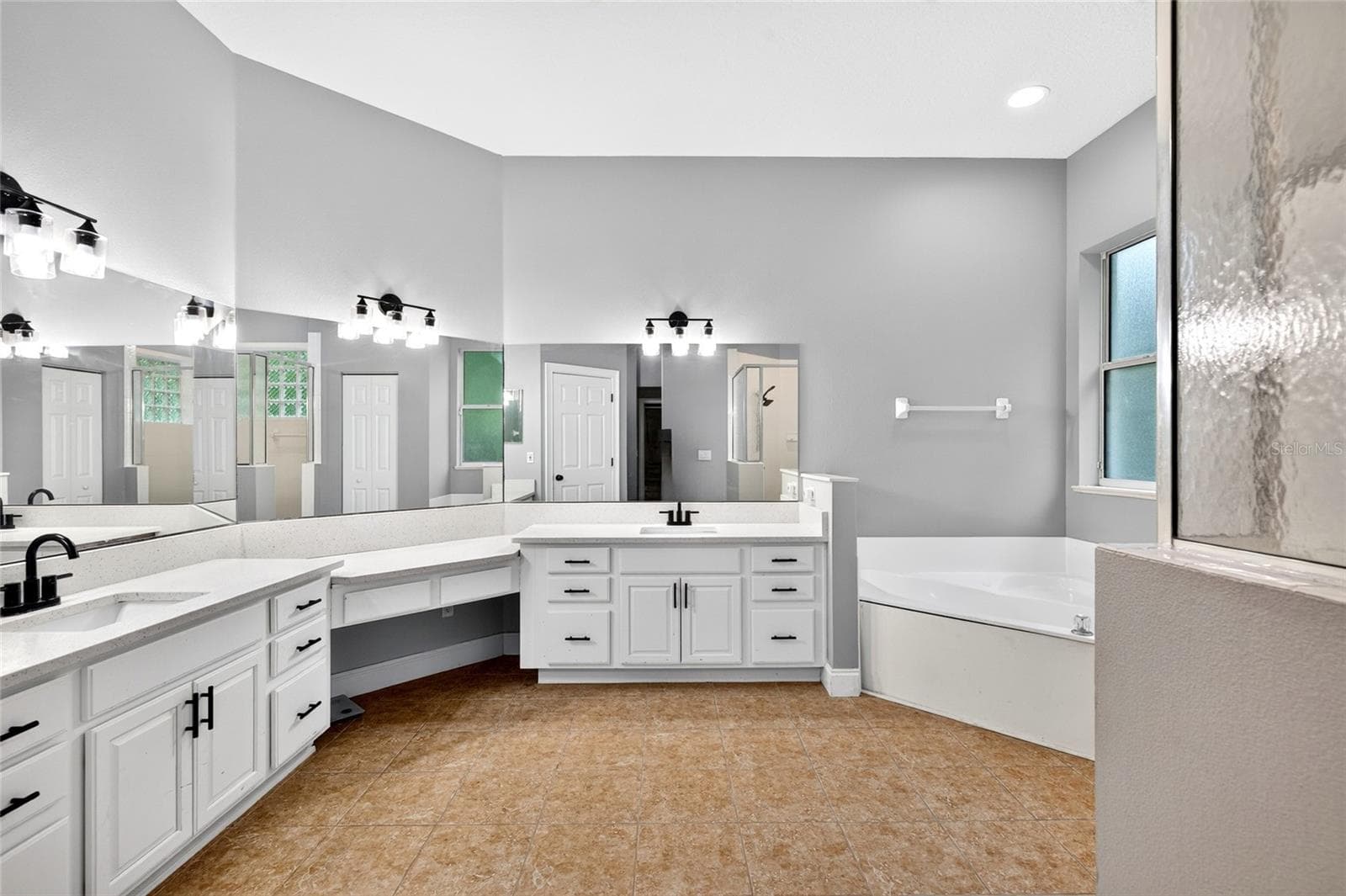 Single Family Residence at 7550 SW 185TH CIR, DUNNELLON, photo 16 of 47