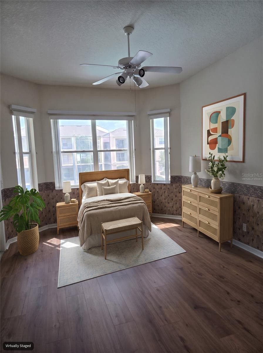 Virtually staged master suite - 3029 MINUTEMAN LN, BRANDON