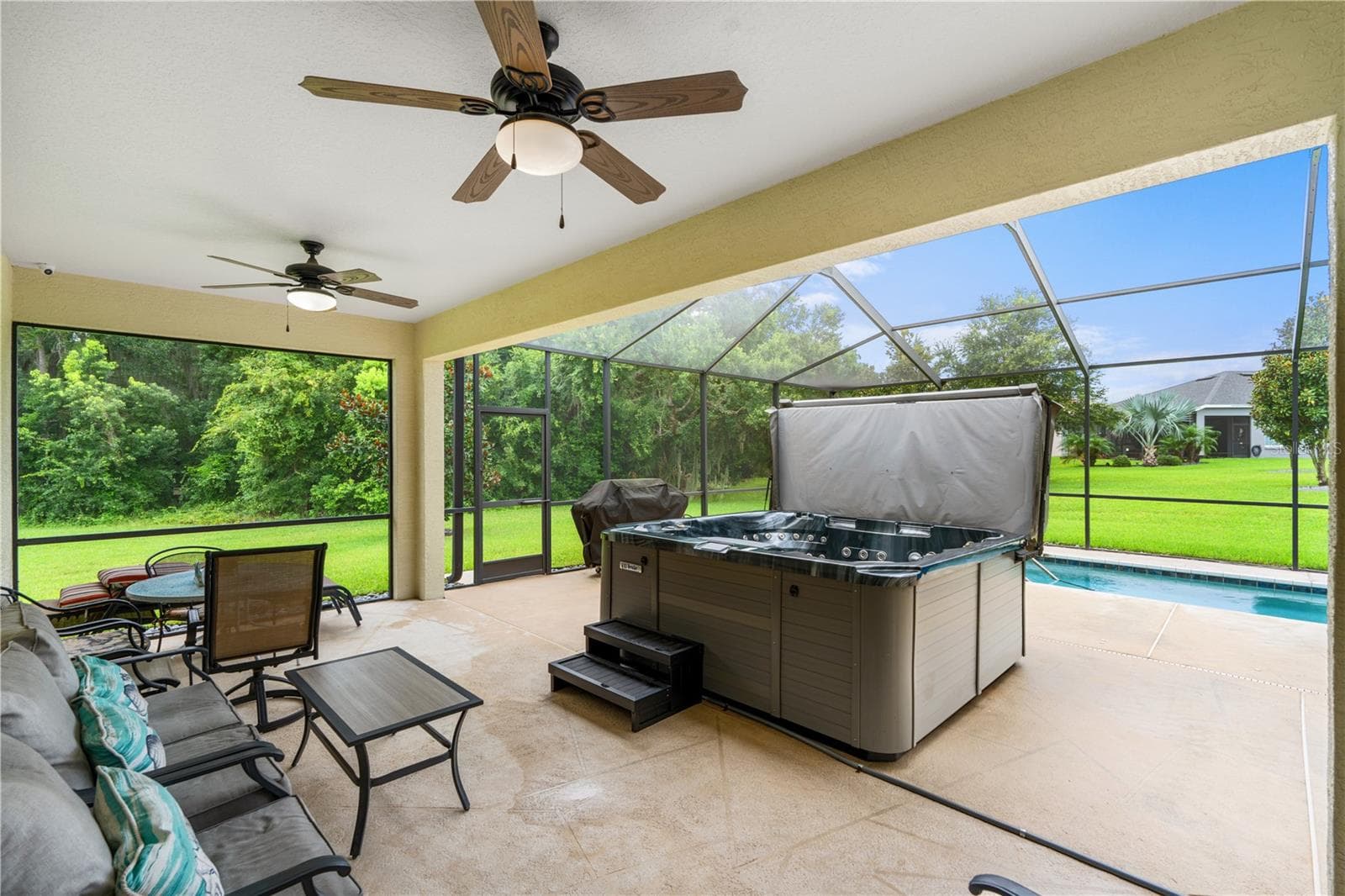 Single Family Residence at 4419 BENT CREEK LN, LEESBURG, photo 31 of 42