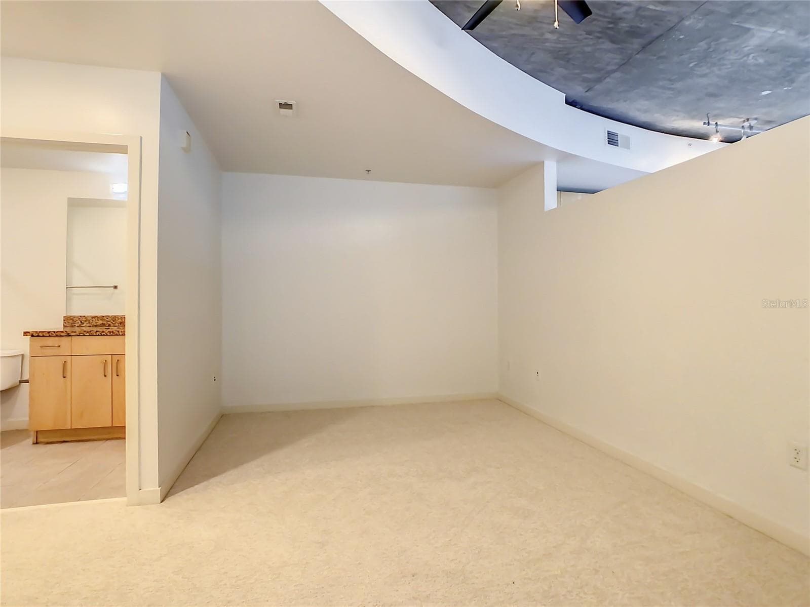 Condominium at 155 S COURT AVE #1106, ORLANDO, photo 11 of 35
