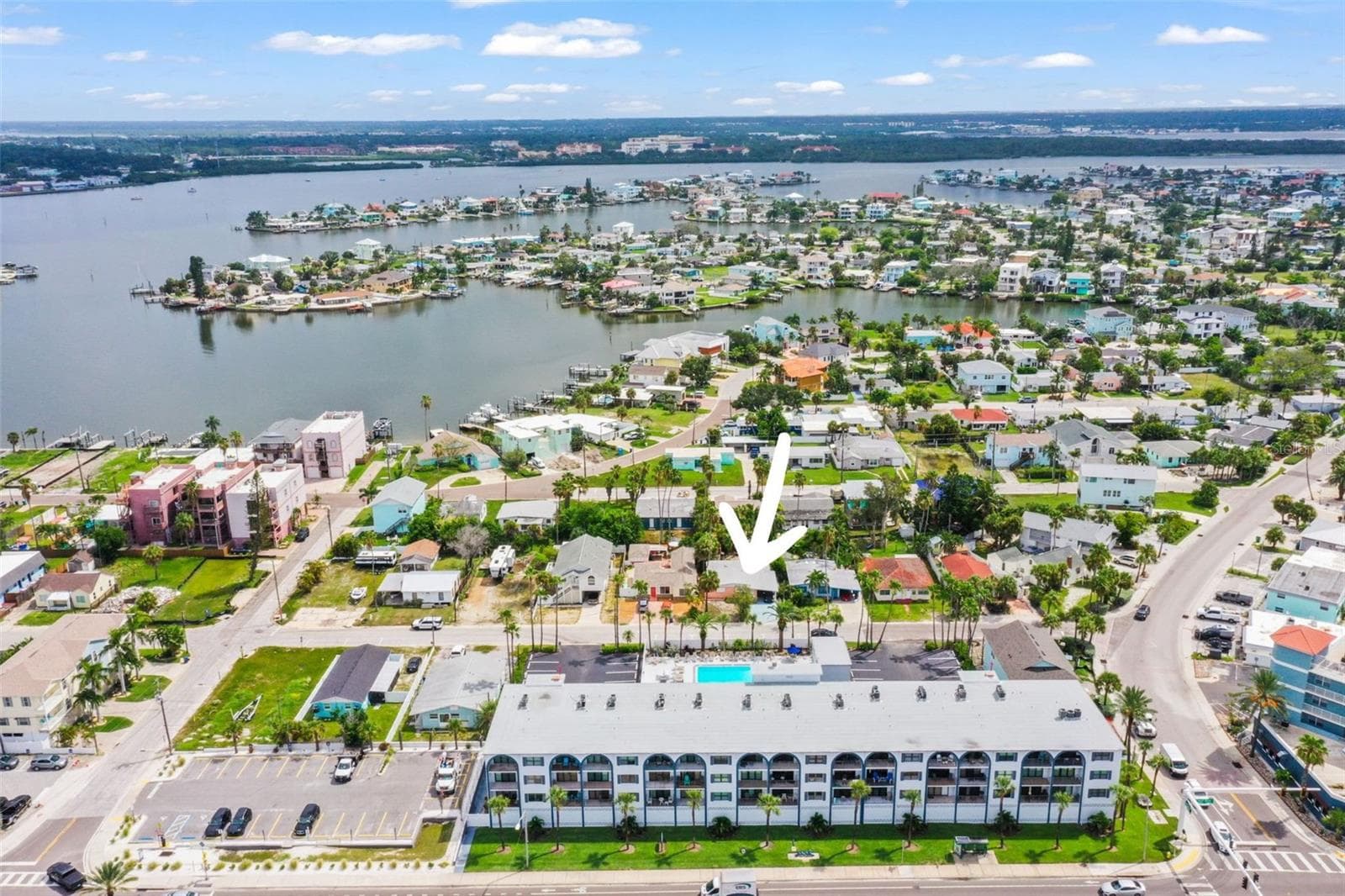 Single Family Residence at 14023 PALM ST, MADEIRA BEACH, photo 33 of 38