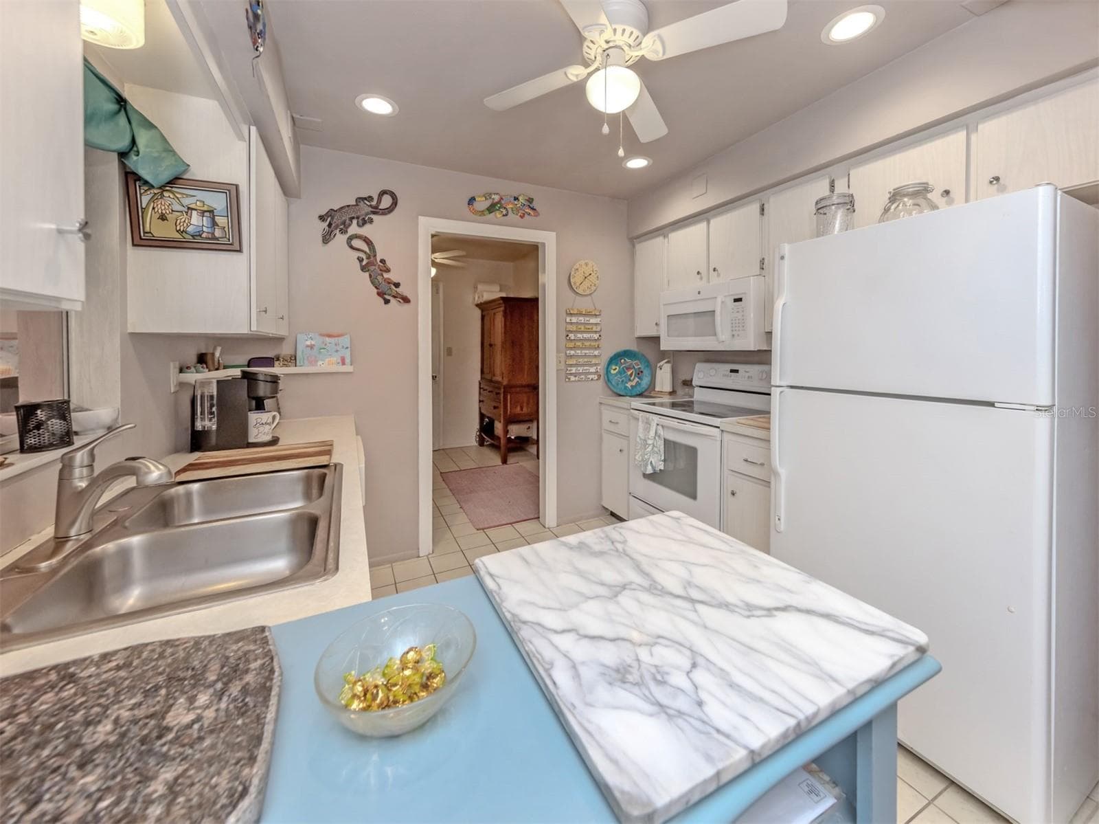 Single Family Residence at 424 CENTER RD, VENICE, photo 20 of 67