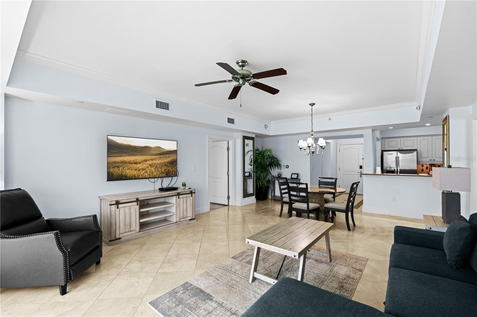 Condo - Hotel at 7593 GATHERING DR #307, KISSIMMEE, photo 6 of 26