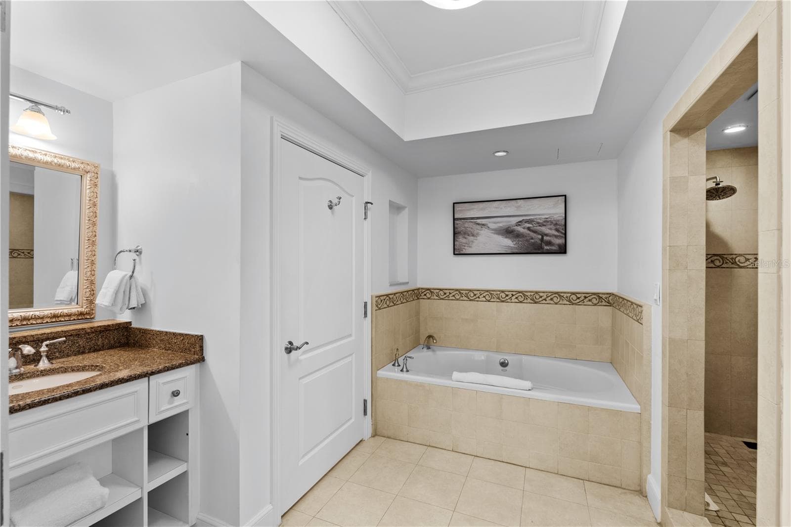 Condo - Hotel at 7593 GATHERING DR #307, KISSIMMEE, photo 11 of 26