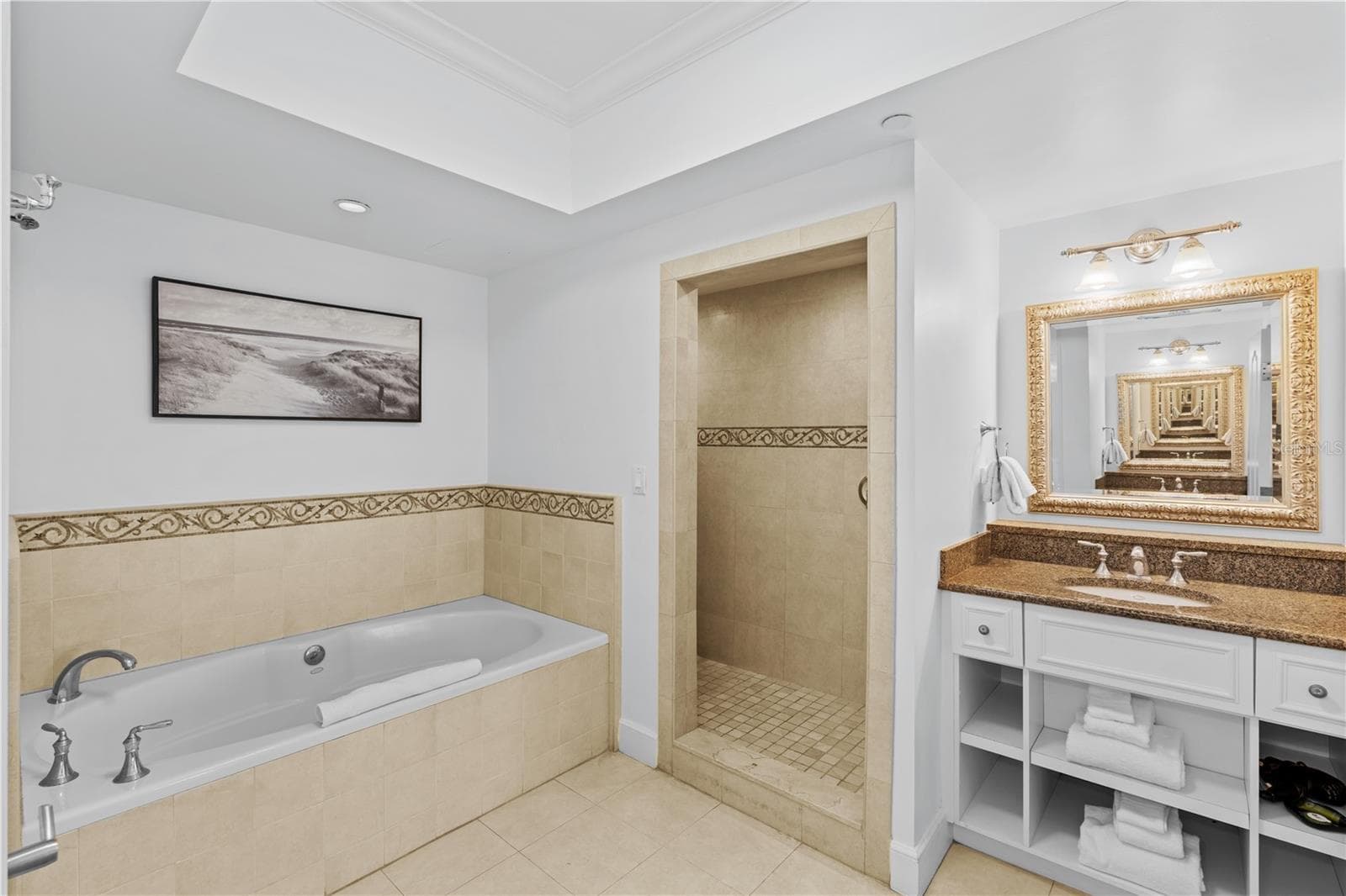 Condo - Hotel at 7593 GATHERING DR #307, KISSIMMEE, photo 12 of 26