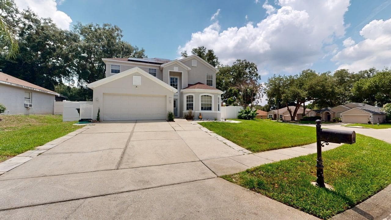 2108 ANCIENT OAK DR