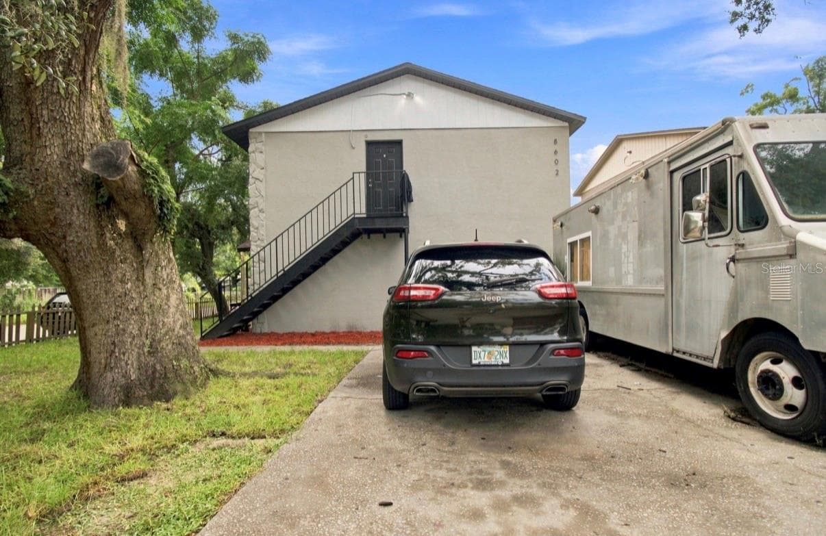 Duplex at 8602-8606 N 14TH ST, TAMPA, photo 25 of 57