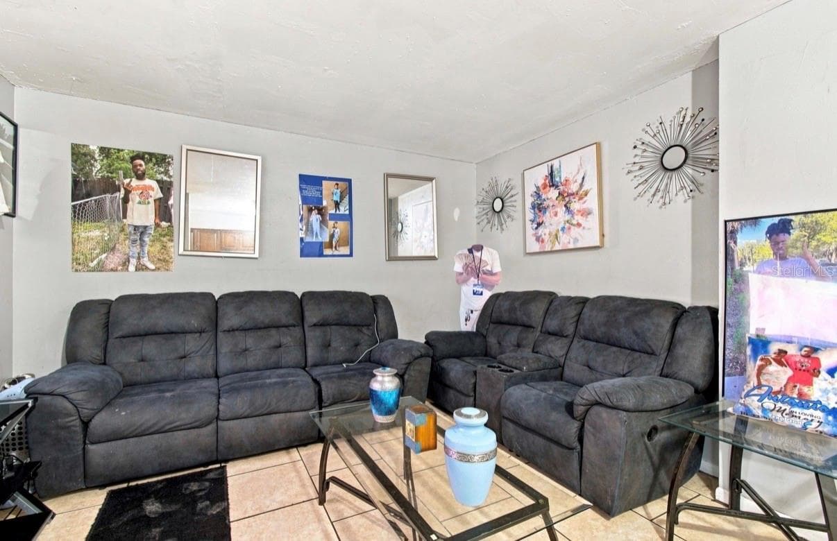 Duplex at 8602-8606 N 14TH ST, TAMPA, photo 30 of 57