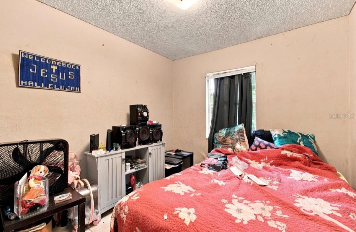 Duplex at 8602-8606 N 14TH ST, TAMPA, photo 40 of 57