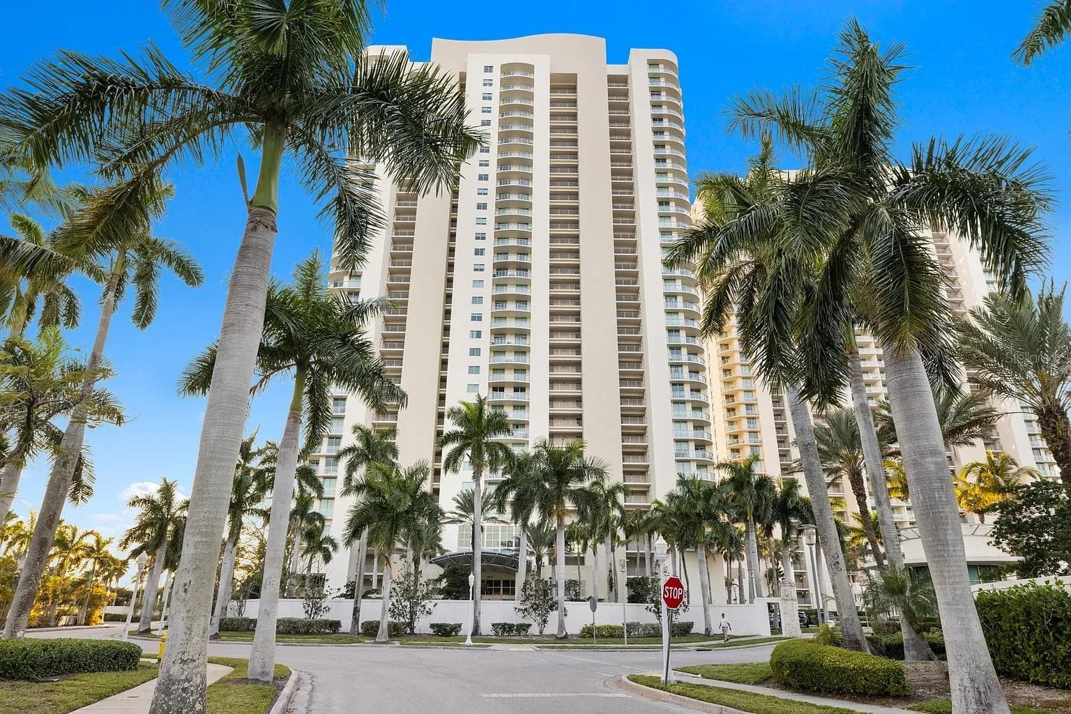 Condominium at 3000 OASIS GRAND BLVD #1002, FORT MYERS, photo 2 of 28