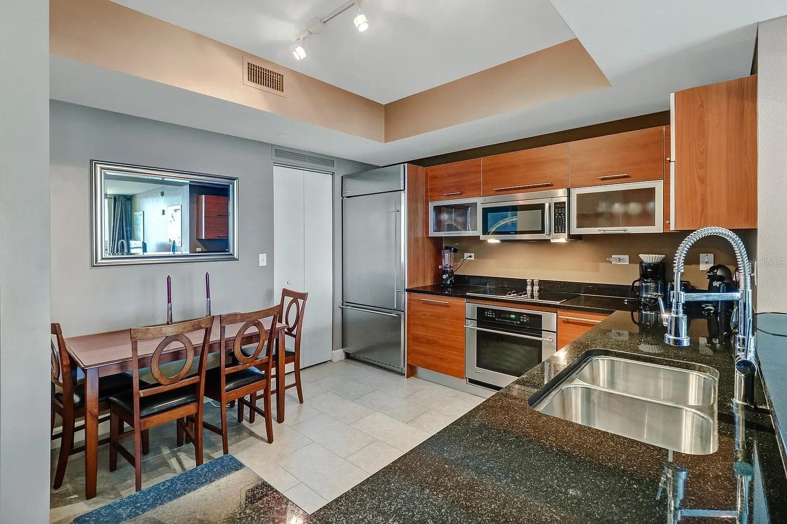 Condominium at 3000 OASIS GRAND BLVD #1002, FORT MYERS, photo 4 of 28