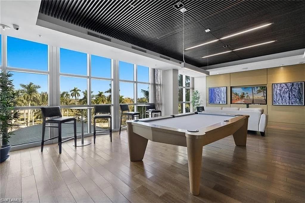 Condominium at 3000 OASIS GRAND BLVD #1002, FORT MYERS, photo 26 of 28